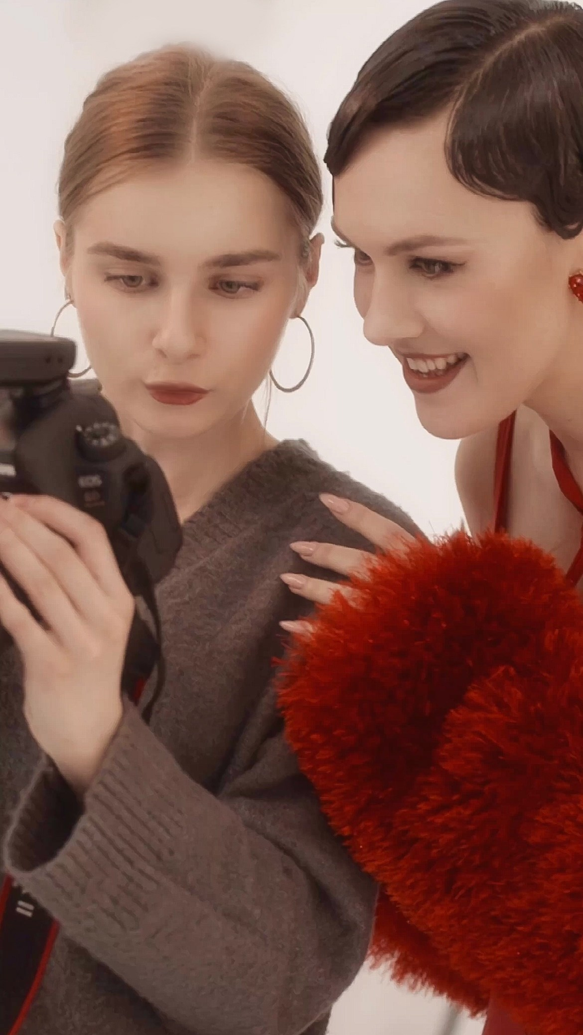 PERANYA — фотограф для брендов и людей. Москва