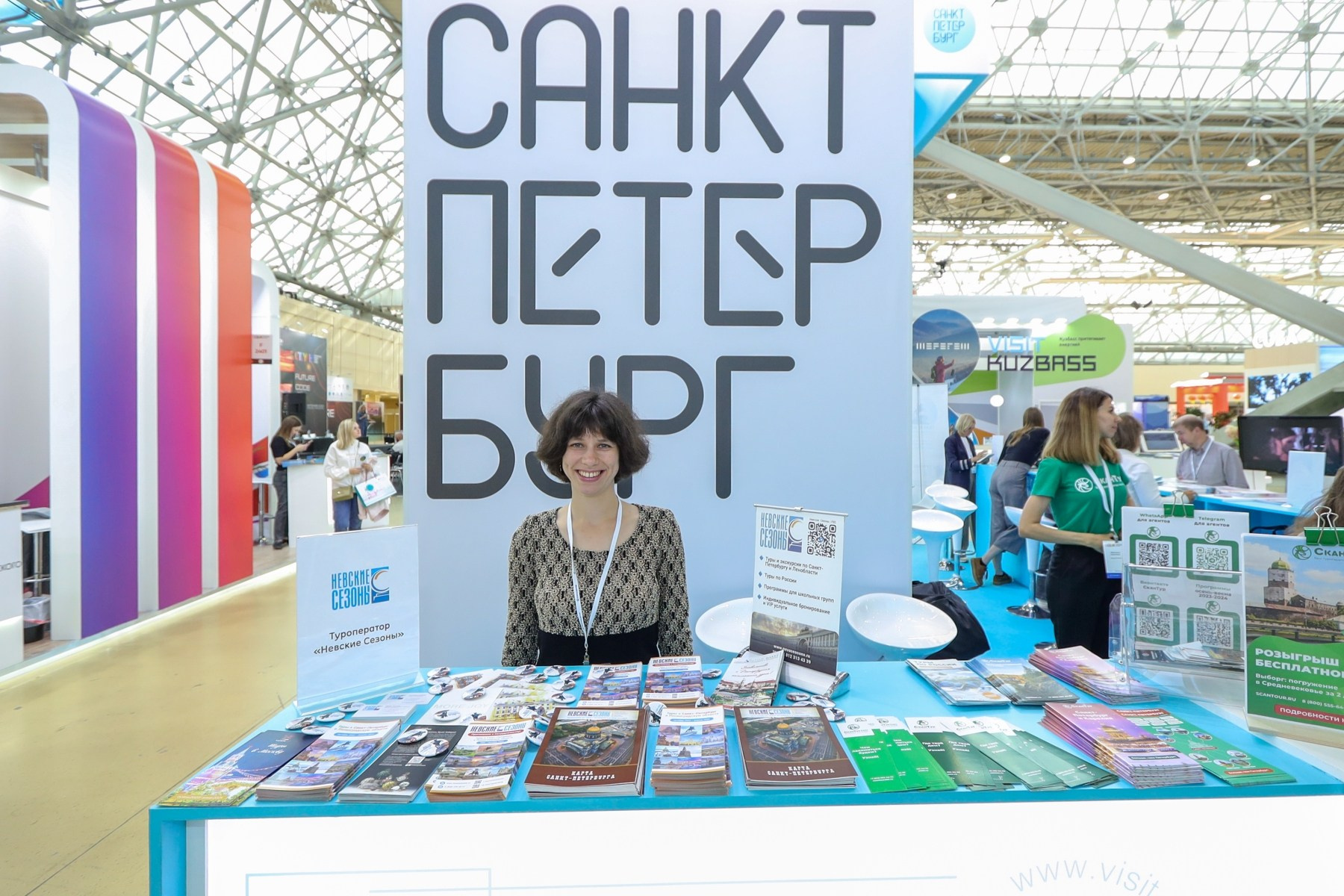 Съёмка стенда на выставке. Фотограф на мероприятие в Москве Марик