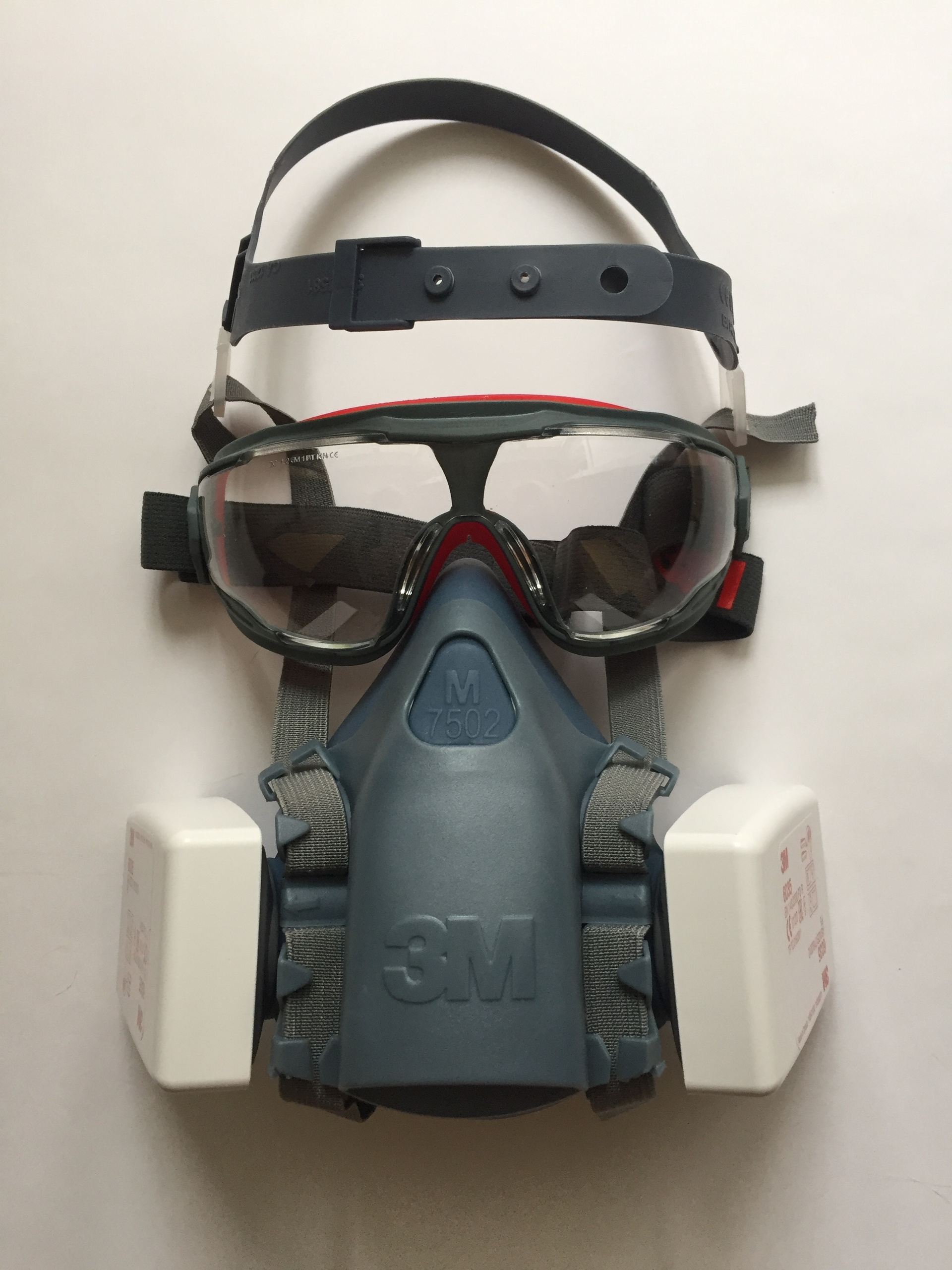 Василиса Моисеева -  выставка ''Вещь № 4'' с 26 августа по 26 октября