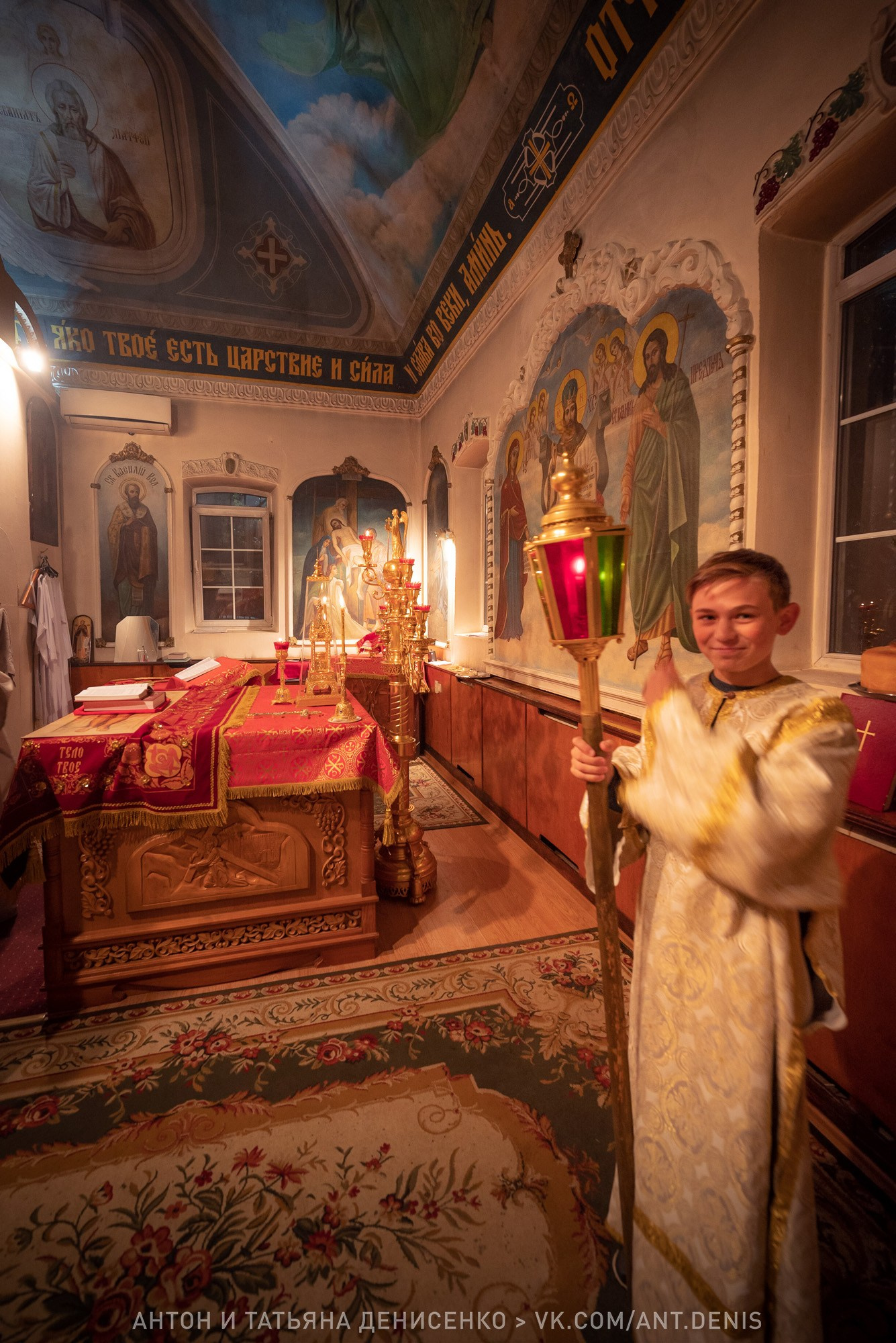 Антон и Татьяна Денисенко — В храме