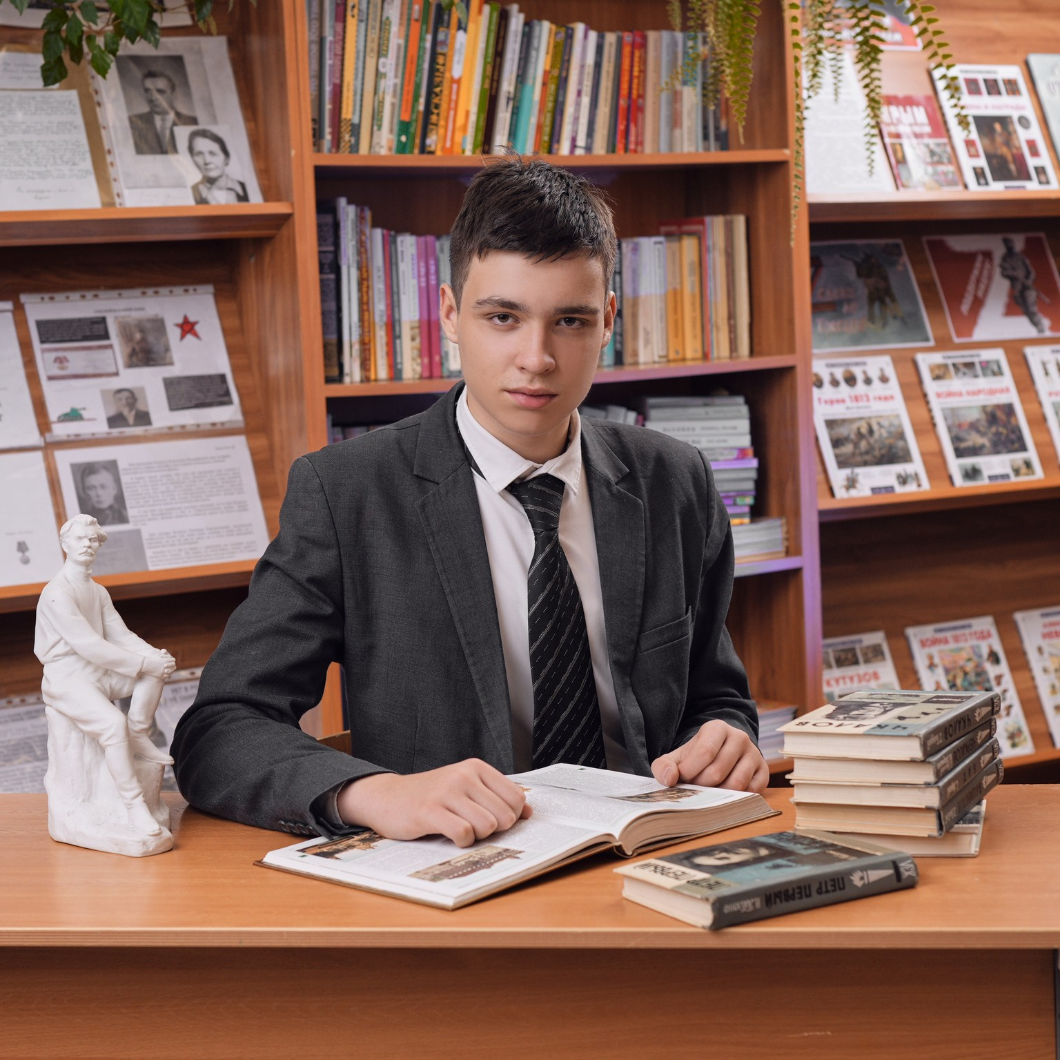 Школьная фотография в Санкт-Петербурге, выпускные альбомы, фотосессии