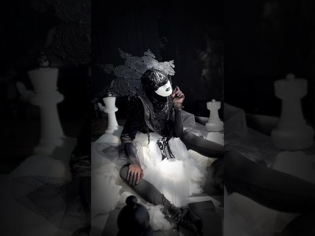 Персонаж Сажа. Мимы и Ходулисты на встречу гостей. Москва