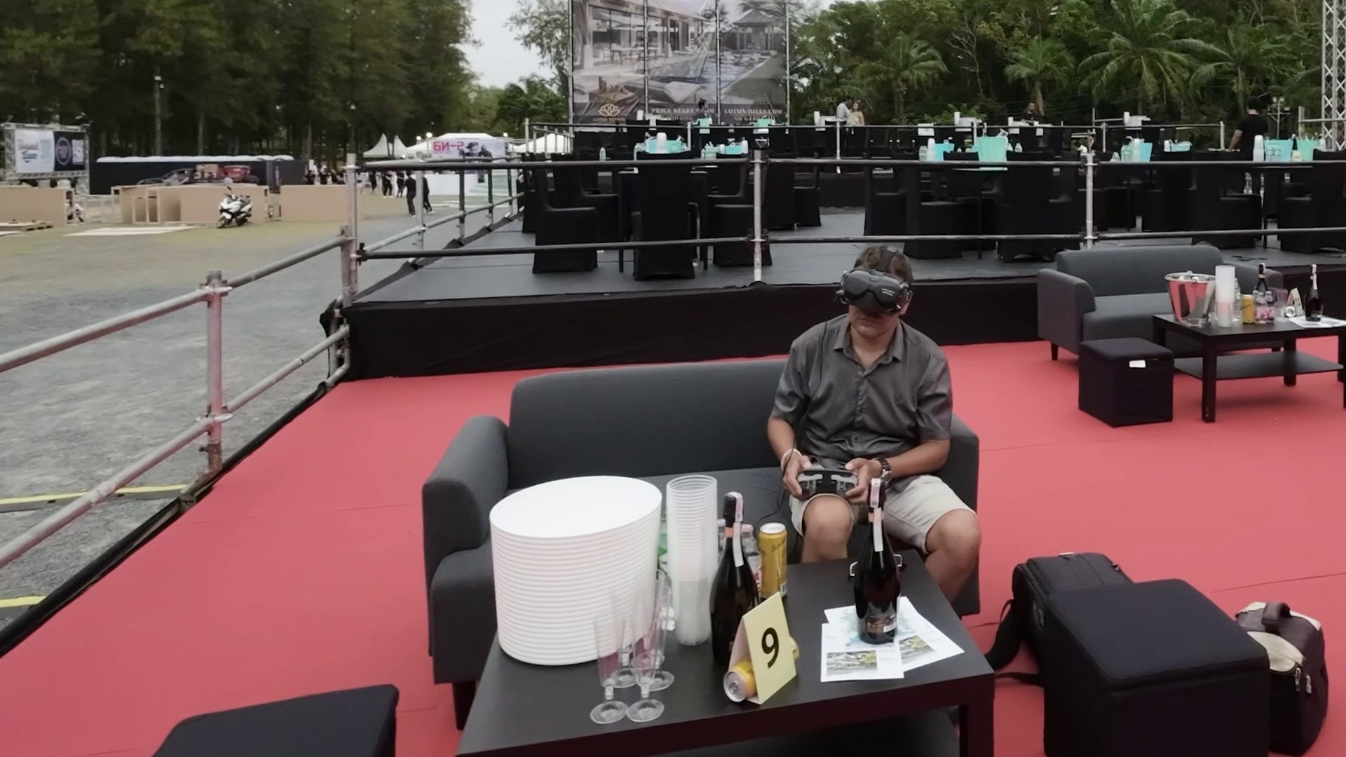 Цена стоимость описание фотосессий в Красноярске студийная свадебная семейная бизнес портрет индустриальная лавстори love story фотосъёмка