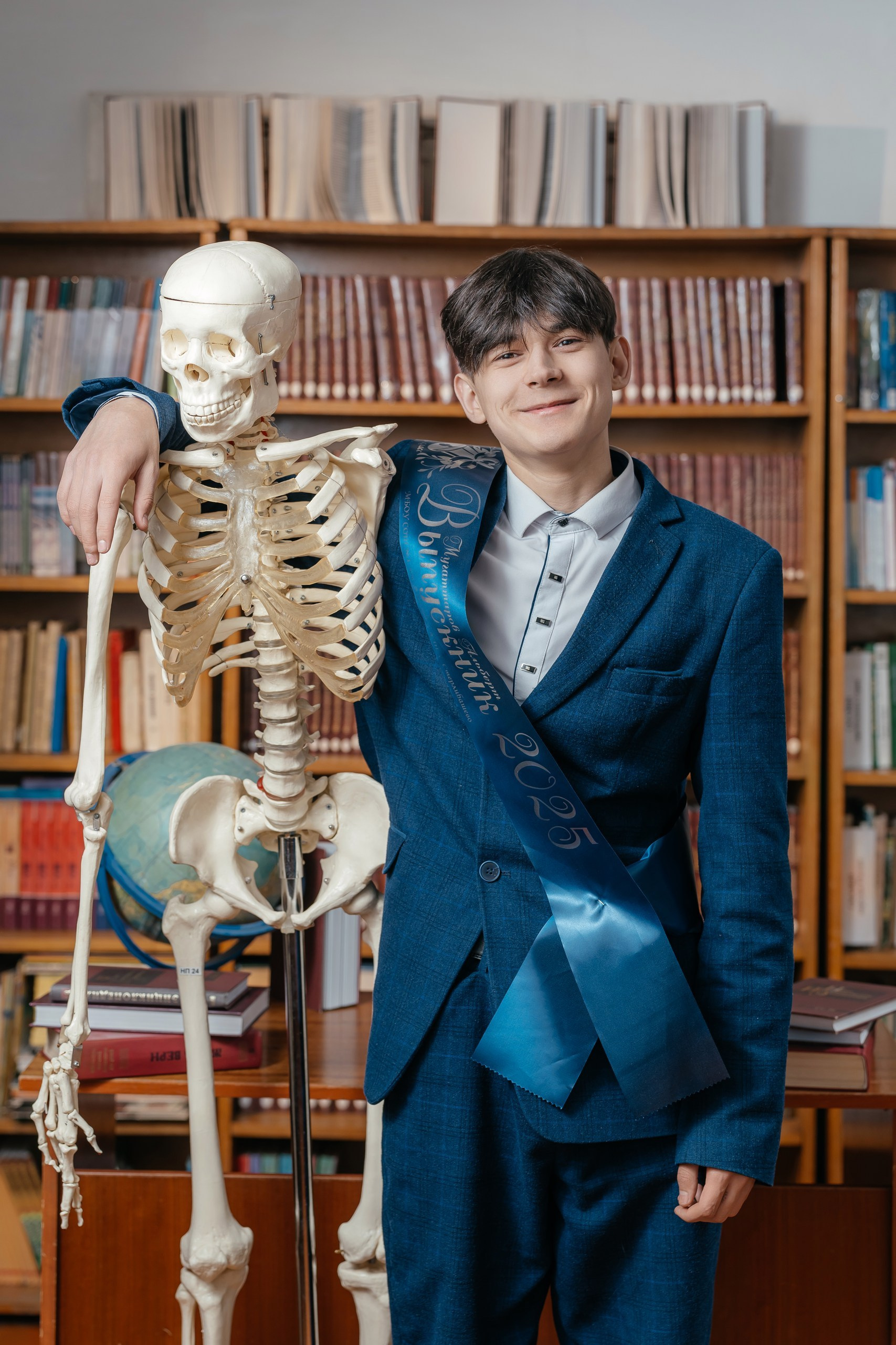 Выпускные альбомы. Akhmadeevmedia.ru