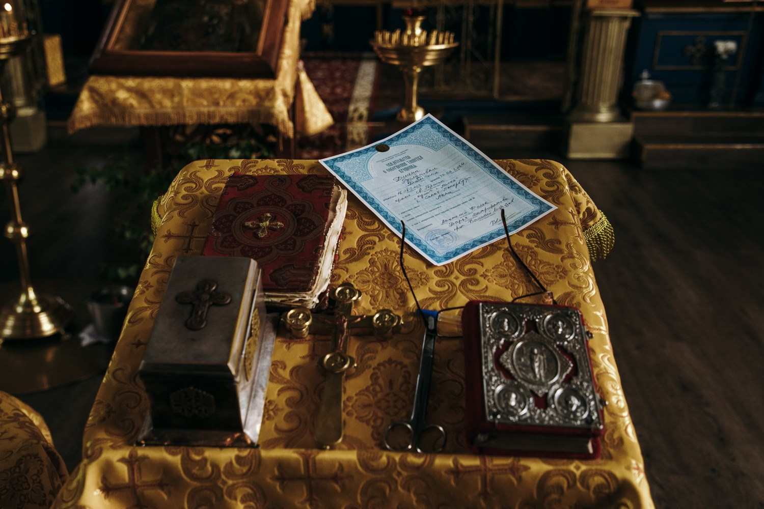 Крещение ребенка в Троицкой Церкви СПб (Кулич и Пасха). Фотограф крещение венчание в Петербурге! Помогает подобрать храм и посоветовал душевного батюшку в СПб