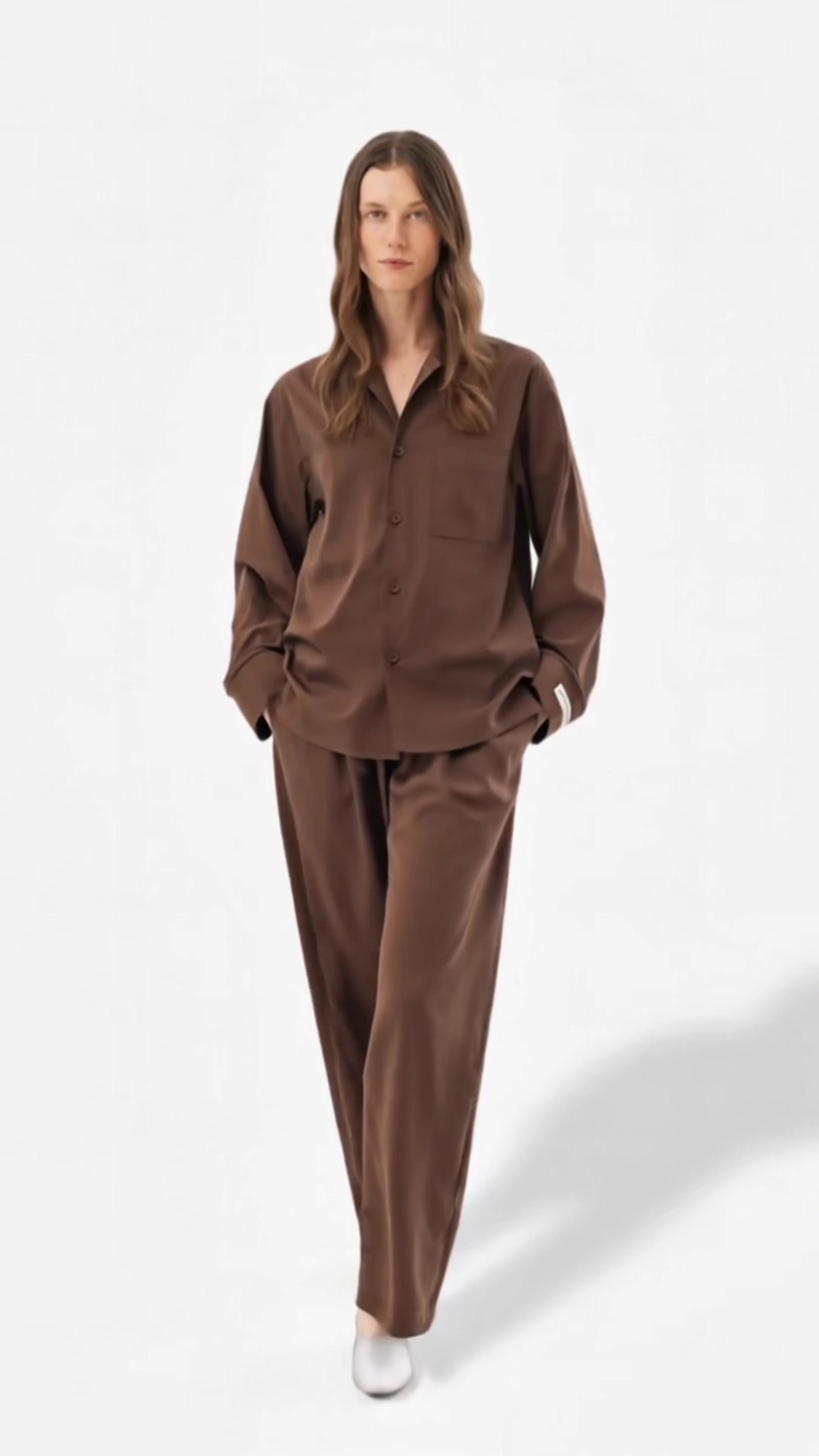 Анимация через нейросеть: создание уникального видео-контента. Нейро креатор Саша Кинбер: нейрофото, генерация видео, обучение