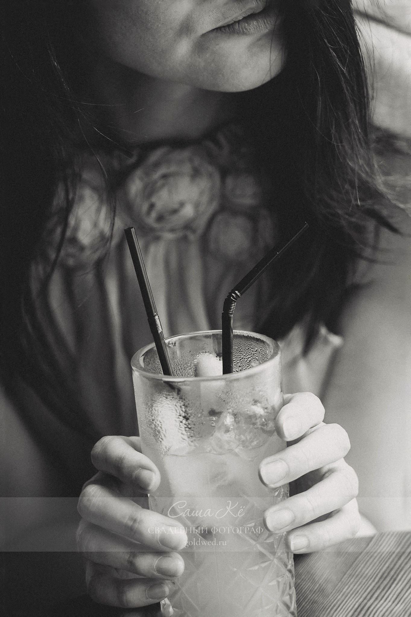 Лёгкая fashion эстетика, стильная фотосессия, прогулка по улицам, девушка модель, эмоции и нежность, романтика момента, фотограф Новосибирск — Саша Кё.