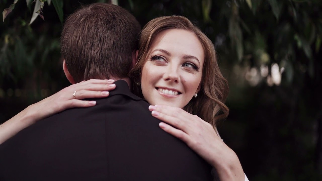 Свадебное видео, корпоративное видео и видео с юбилеев проведенное вед. Ведущий на свадьбу, корпоратив и юбилей в Москве Сергей Рябинин