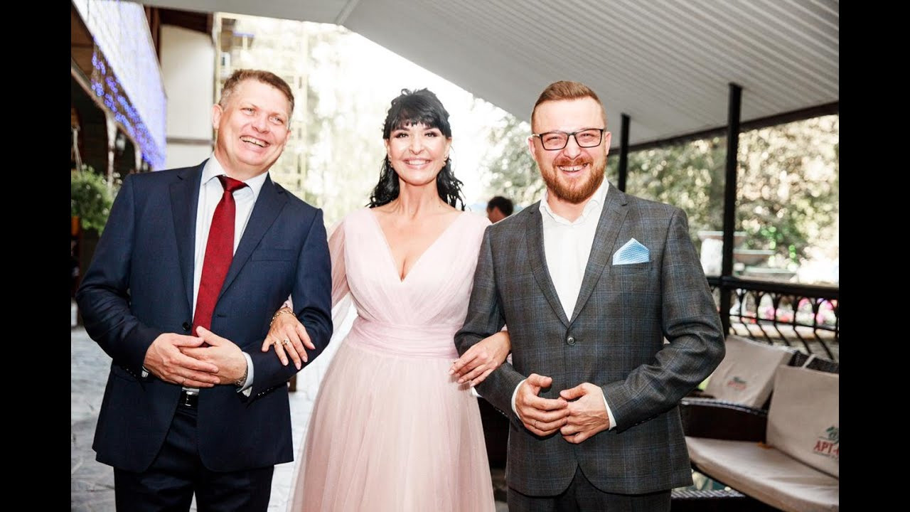 Свадебное видео, корпоративное видео и видео с юбилеев проведенное вед. Ведущий на свадьбу, корпоратив и юбилей в Москве Сергей Рябинин