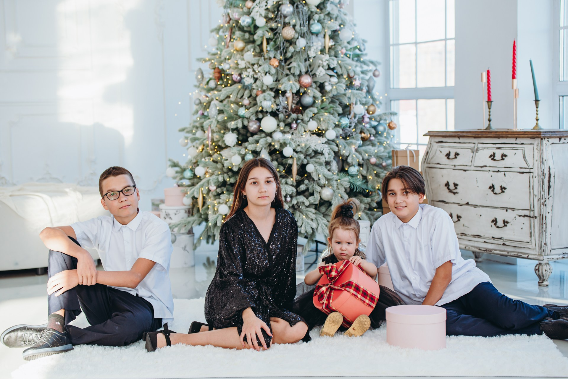 Новогодняя семейная фотосессия в Иркутске. Ольга Ли свадебный семейный фотограф Иркутск