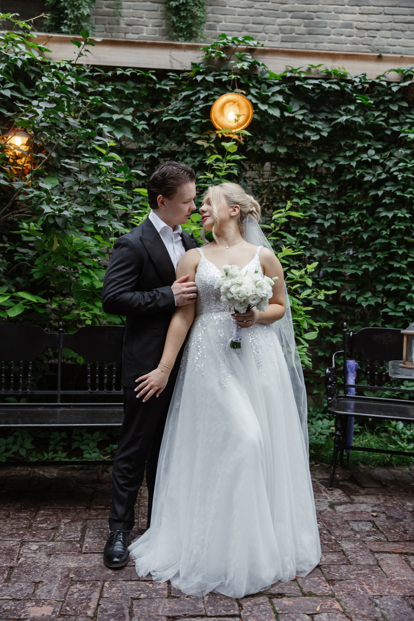 Свадьба до 100 тысяч рублей с гостями: реально ли? Полный гид по бюджетному торжеству. Фотограф, видеограф на свадьбу в Москве Никита Назаров