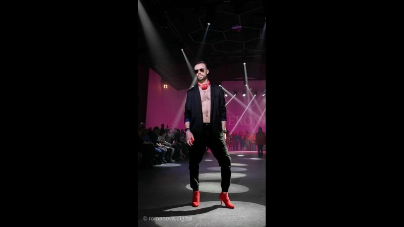 Как снять эмоциональный репортаж с отчетного показа школы Моделей. Фотодень в Москве