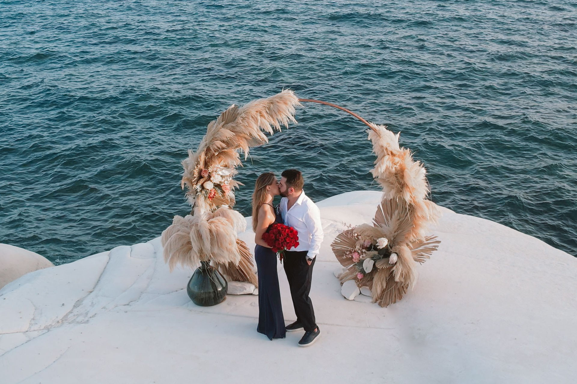 Организация предложения руки в Москве и Калининграде — романтические сценарии, крыши, рестораны, фотосъёмка