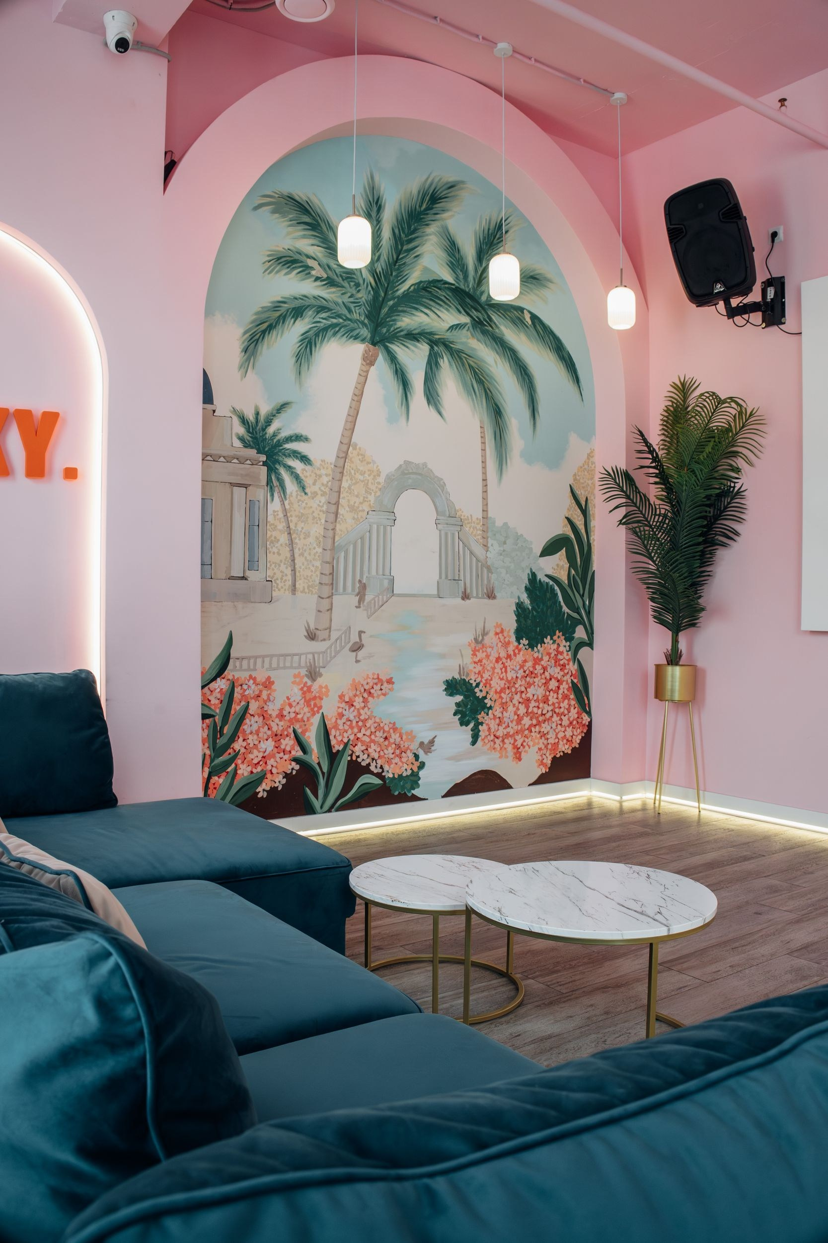 Площадь Карла Фаберже 8Е. Аренда лофта в СПб для мероприятий