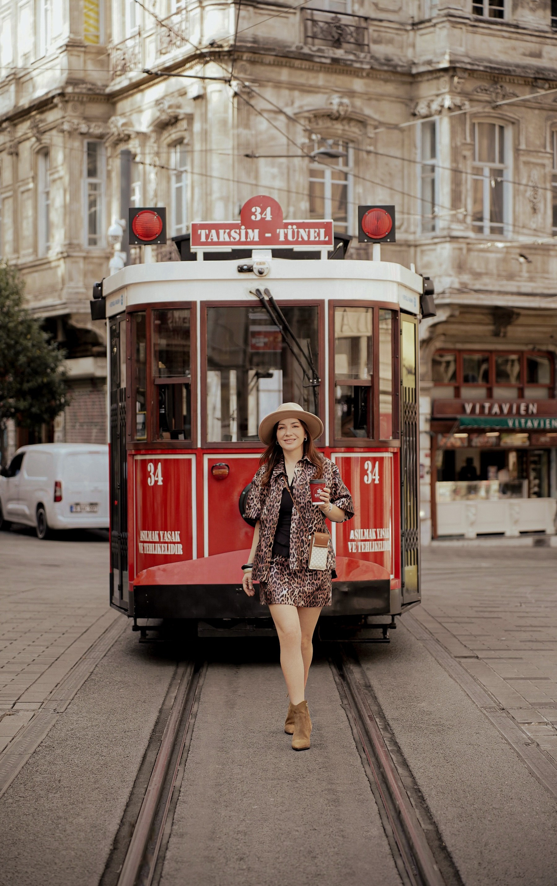 Профессиональный фотограф в Стамбуле. Семейные съёмки, фотосессии на море, love-story, прогулочные фотосессии