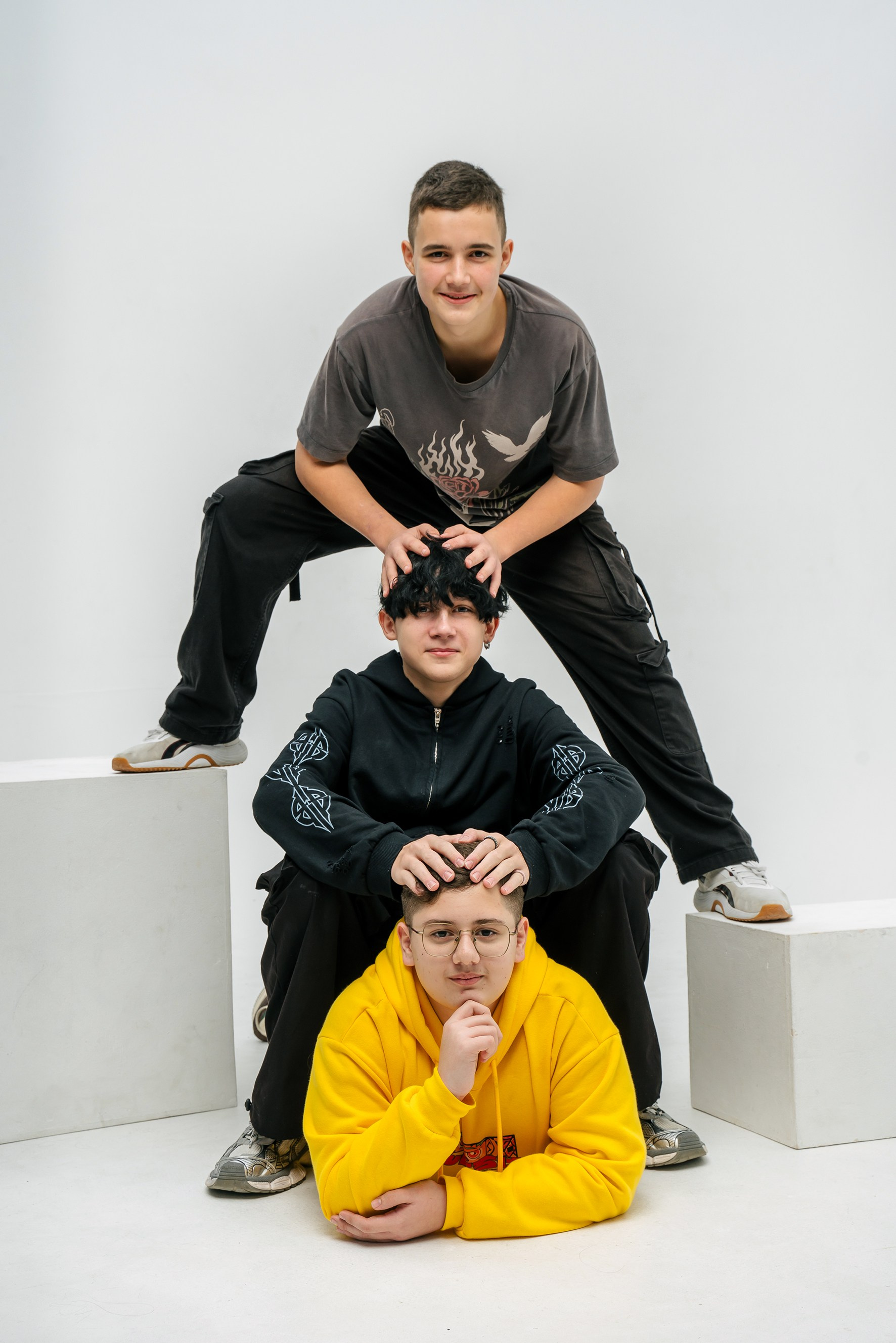 Выпускные альбомы, школьные фотосессии в городе Новороссийске