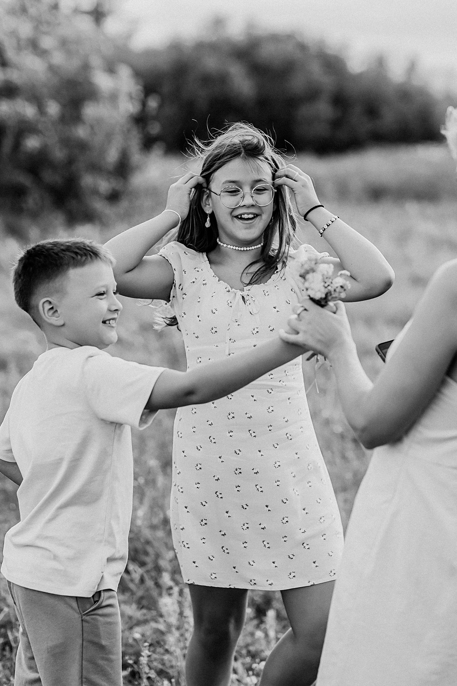 Большая семья. Семейный фотограф Тюмень, фотограф на роды Салмина Мария