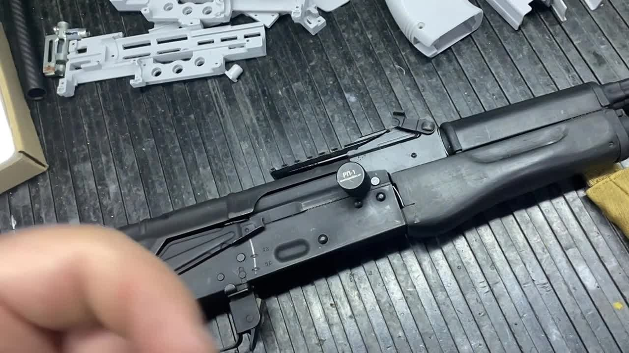 Как сделать страйкбольный АК похожий на настоящий?