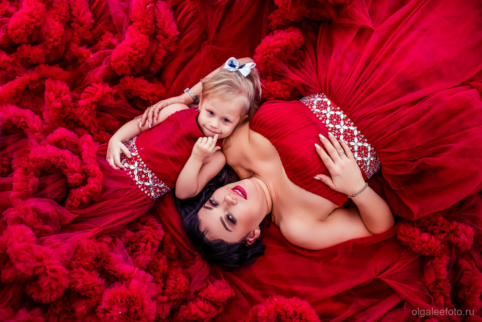 Семейная. Новогодняя. Студия Романс. Ольга Ли свадебный семейный фотограф Иркутск