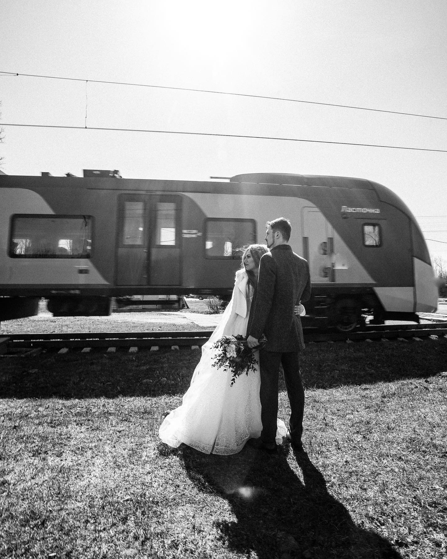 Свадебные. Честные истории о жизни города и его людях