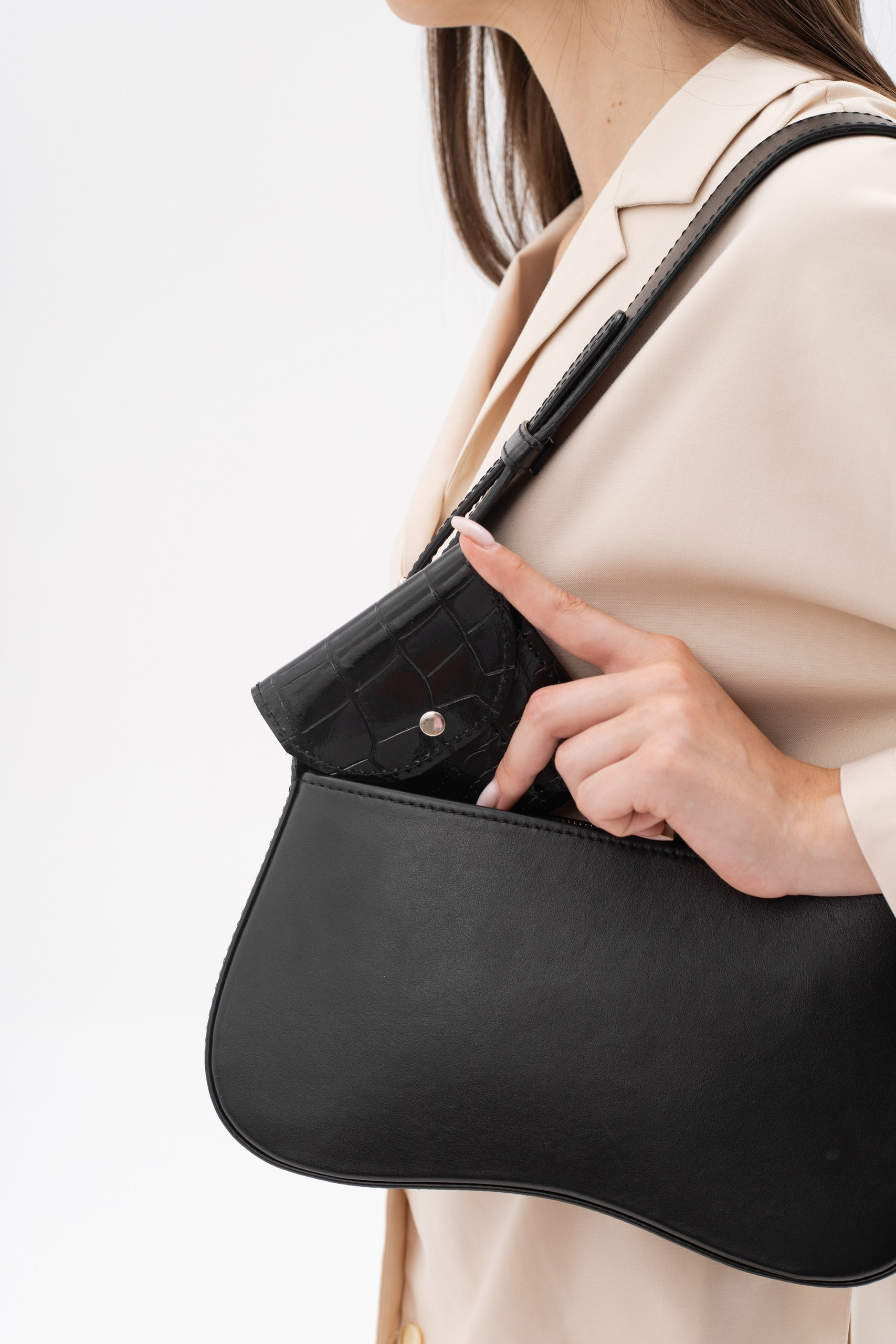 Модель О04. Бренд Alligatore Biaco — это изящные изделия из натуральной кожи