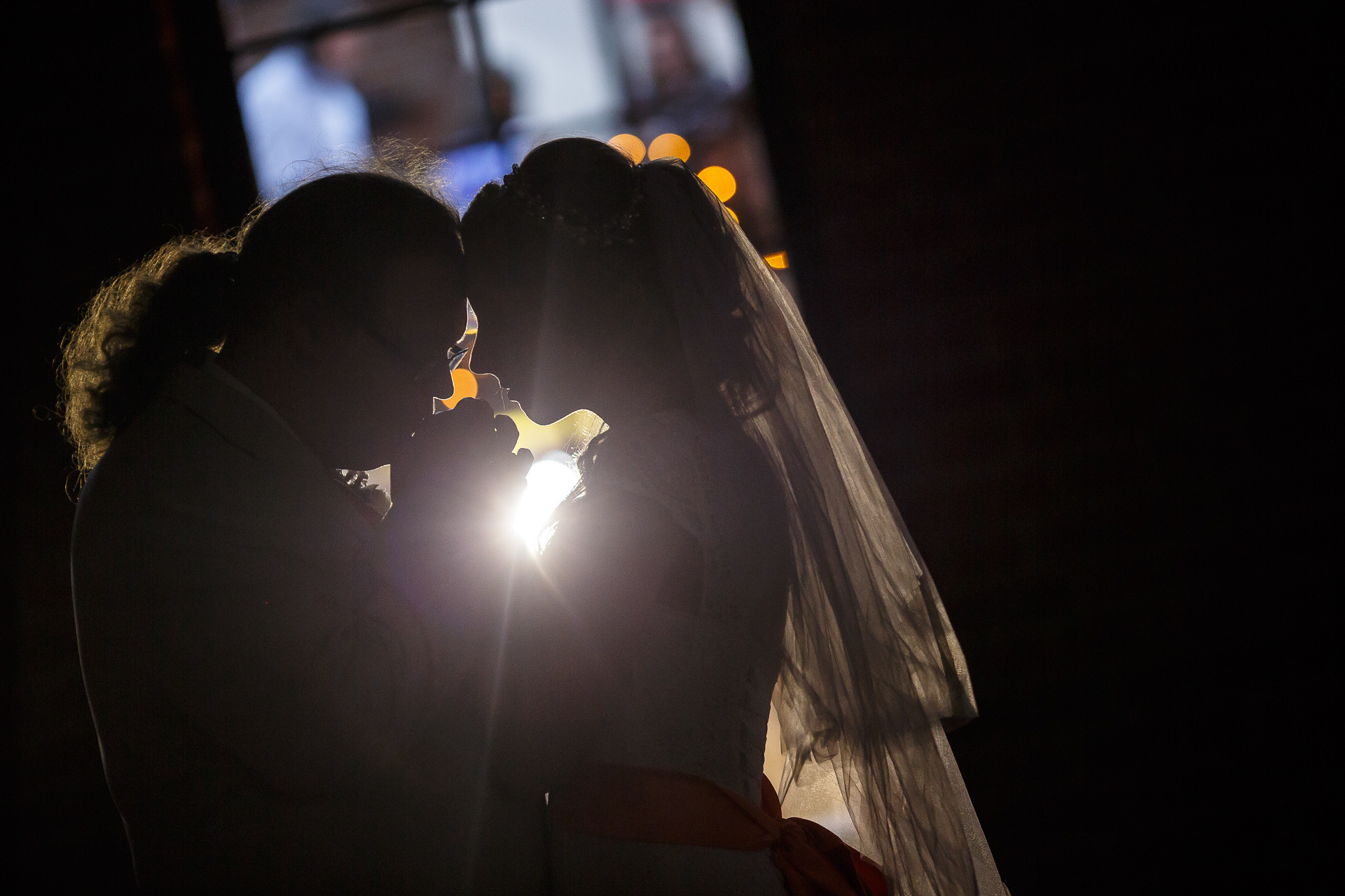 Evgeny Pelevin. Photographer. Industry, reporting, weddings, portrait