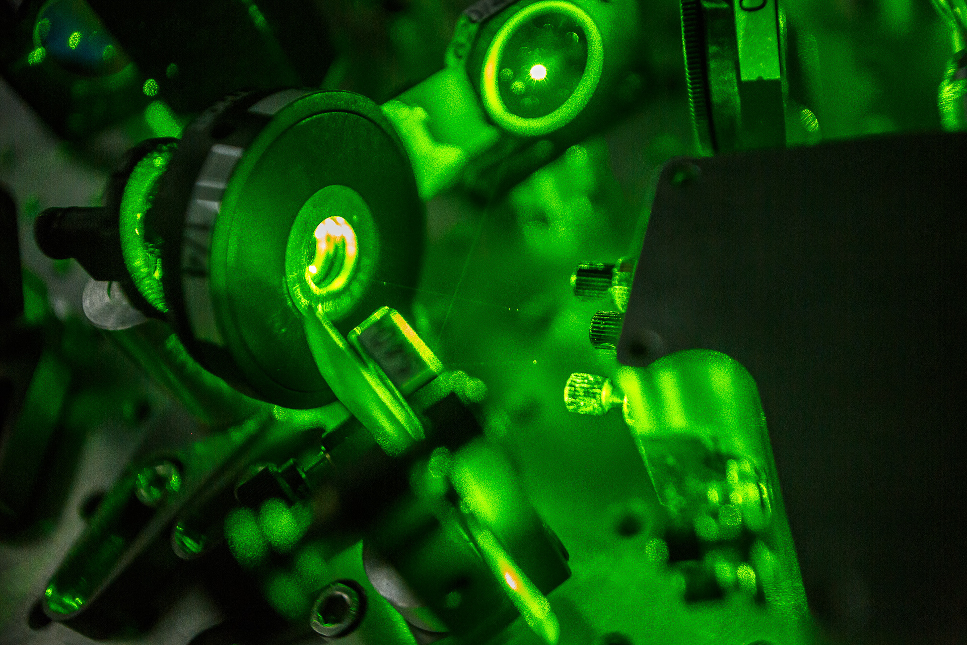 Evgeny Pelevin. Photographer. Industry, reporting, weddings, portrait