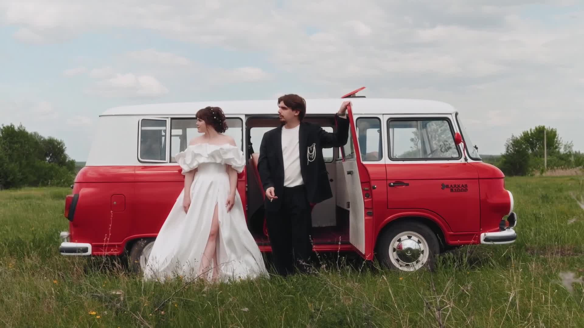 Свадебные клипы. Видеограф Алексей Комаров