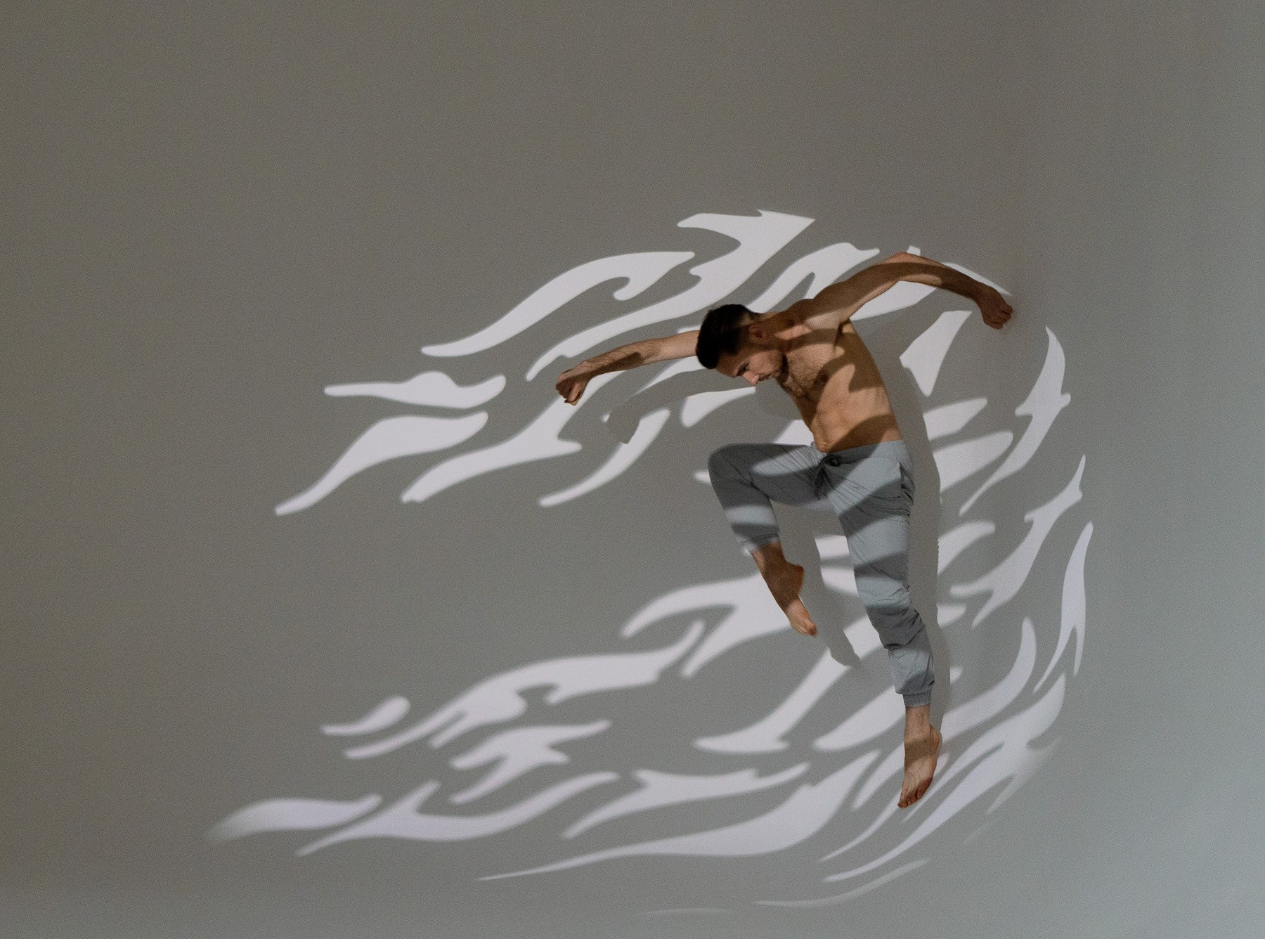 Контакты. Фотограф Тина Бережная