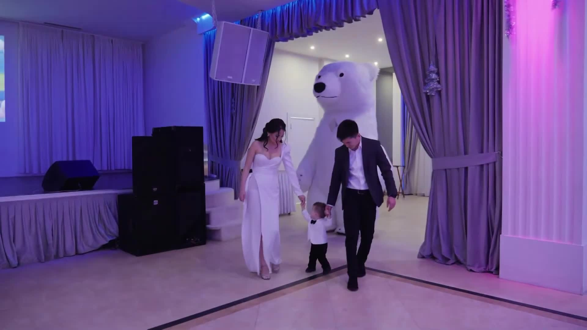 Видео. Профессиональная видеосъёмка Асянди в Москве и Московской области