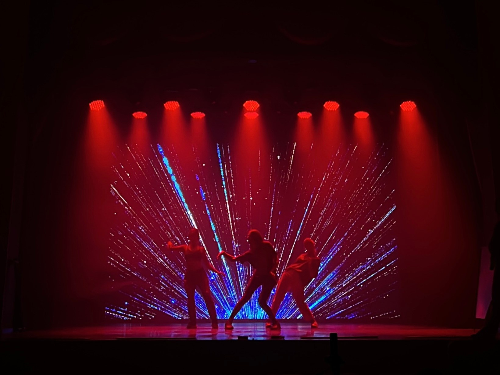 Прайс. Видеомейкер и фотограф Кэтрин.Филм