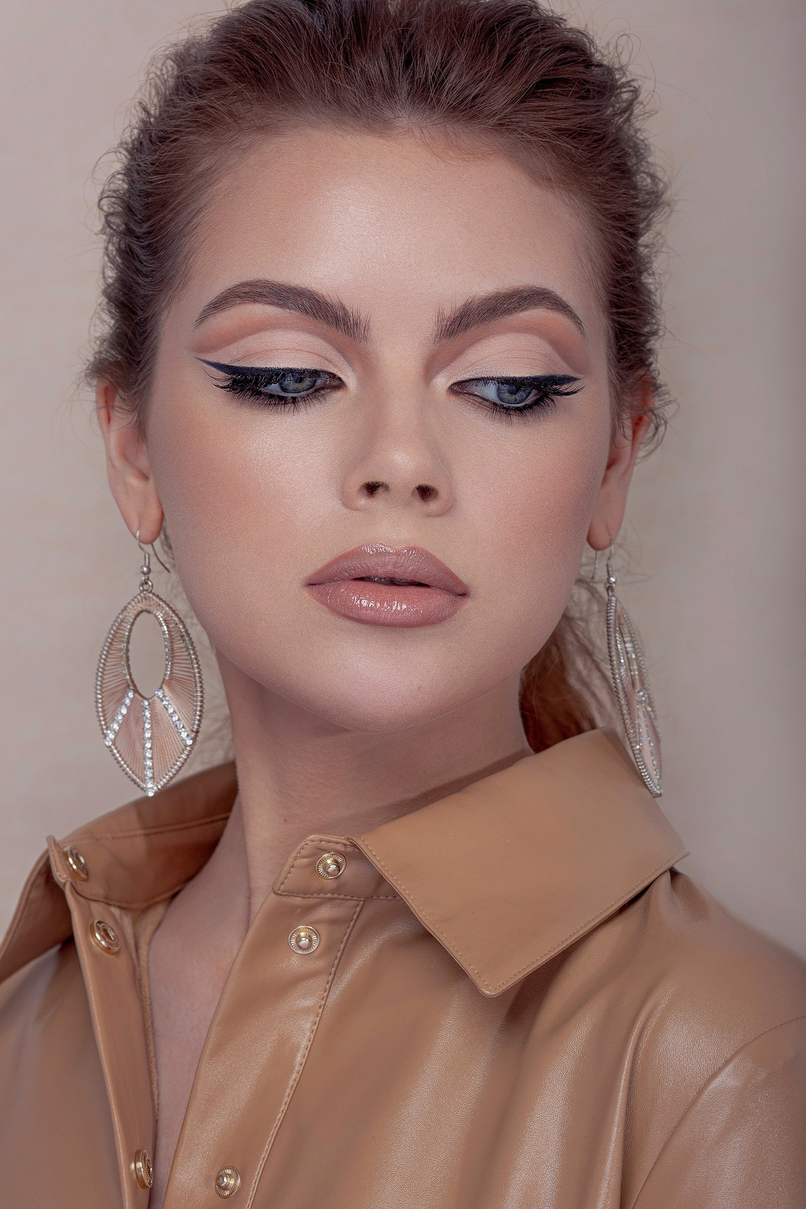 Фотограф в Краснодаре Нани Лоза. Студийная и выездная фотосъёмка