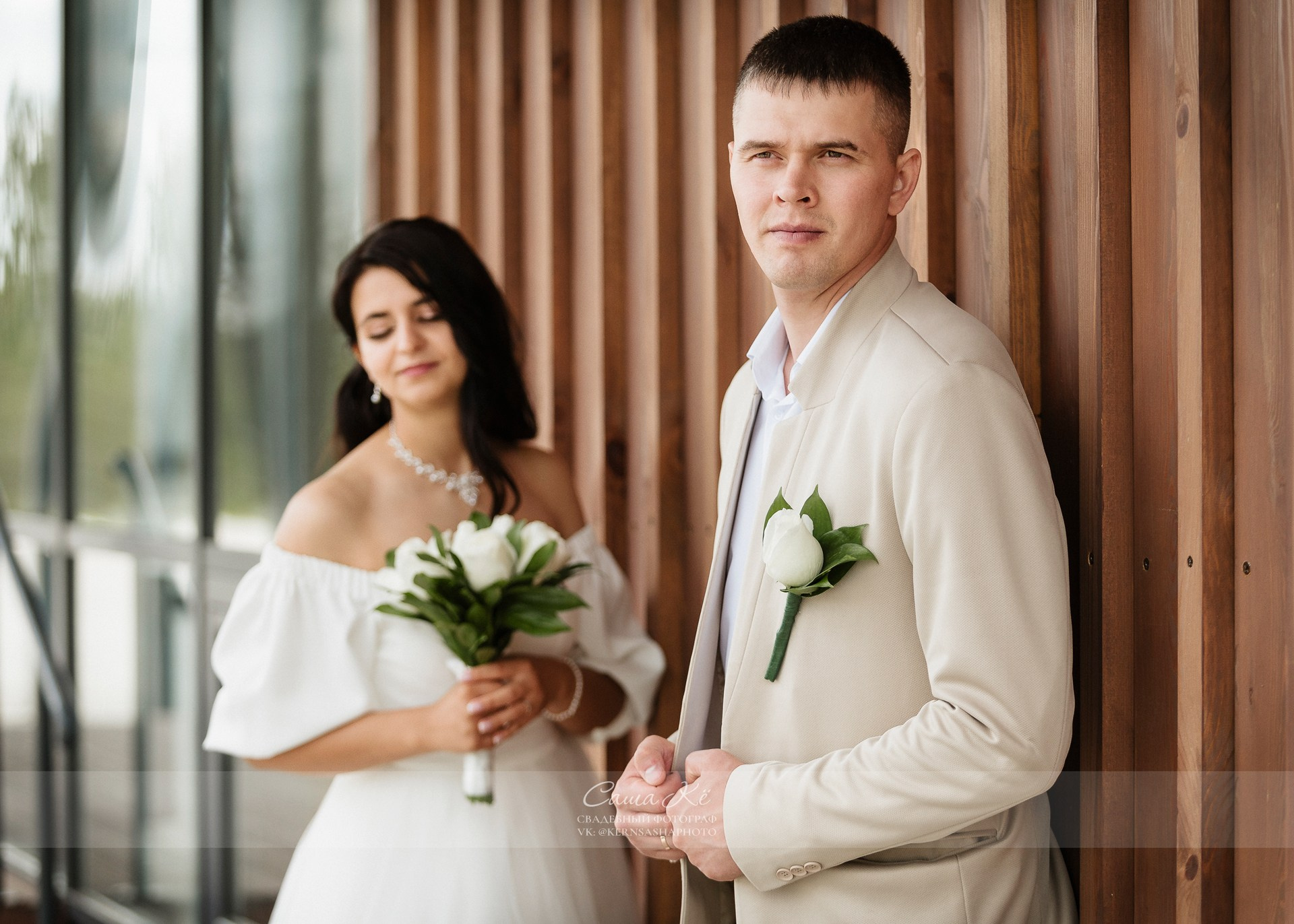 Свадебная фотосессия O&A в Парк-Арена у нового ледового дворца. Свадебный, семейный и event фотограф в Новосибирске и Новосибирской области Саша Кё