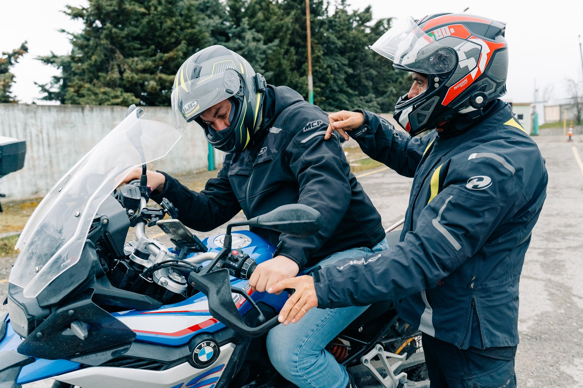 Занятия по безопасному управлению мотоциклом Владимир Оллилайнен