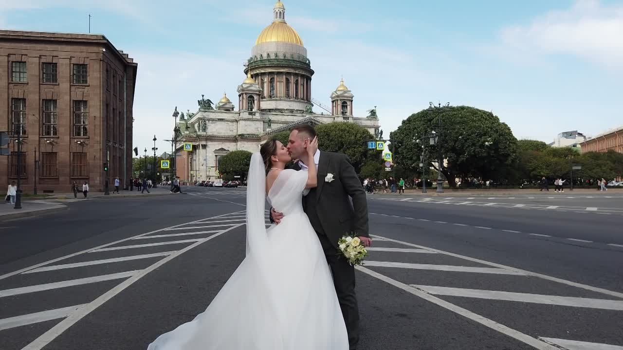 Свадебные клипы. Свадебный фотограф Александр Невский в Санкт-Петербурге
