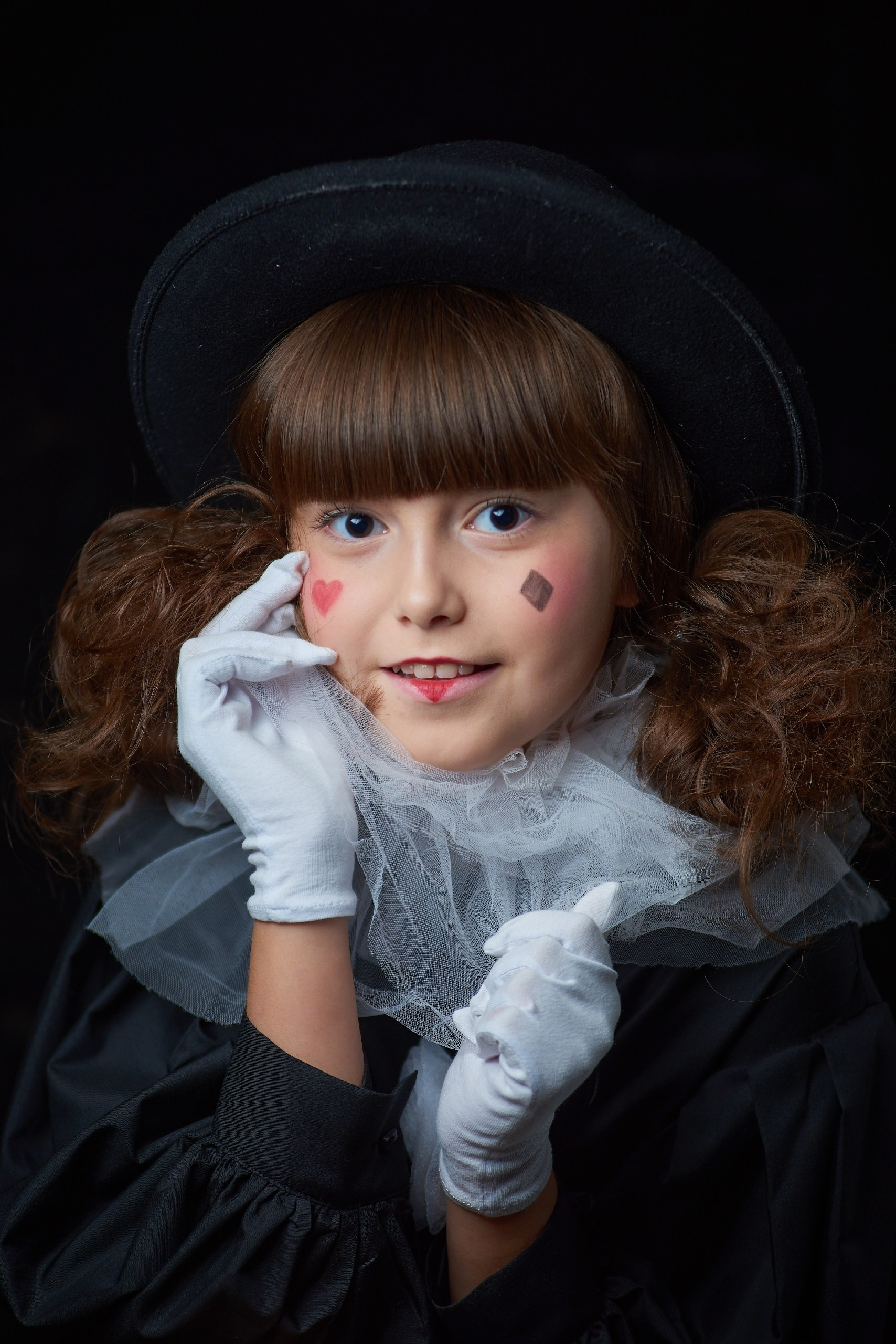 Мим - фотосъёмка со студийным светом