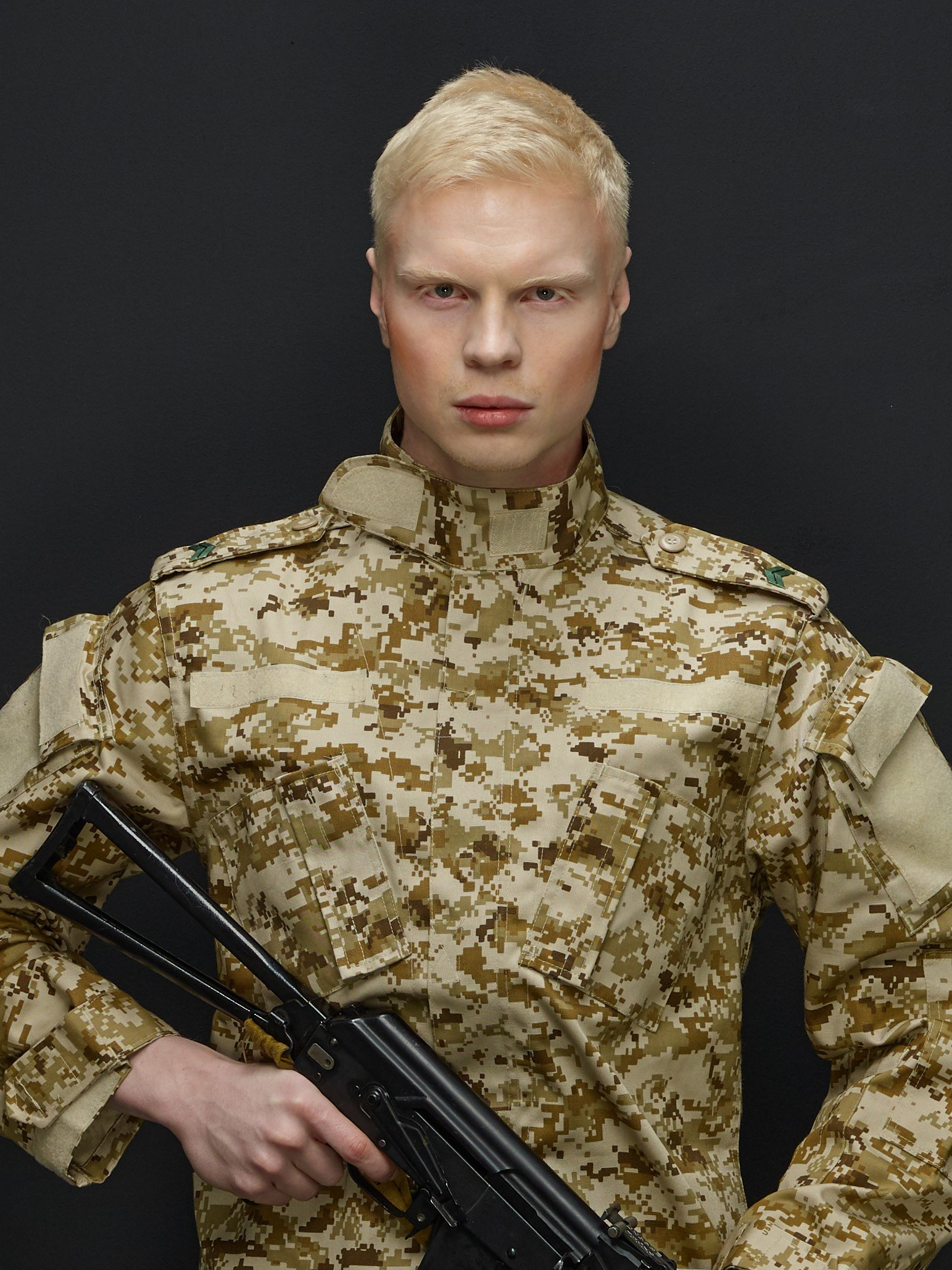 Проект «Ihmiselämän Nukke» (Кукла Человеческой Жизни). Креативный продюсер, фотограф, режиссёр Але Мааранен (Ale Määranen)