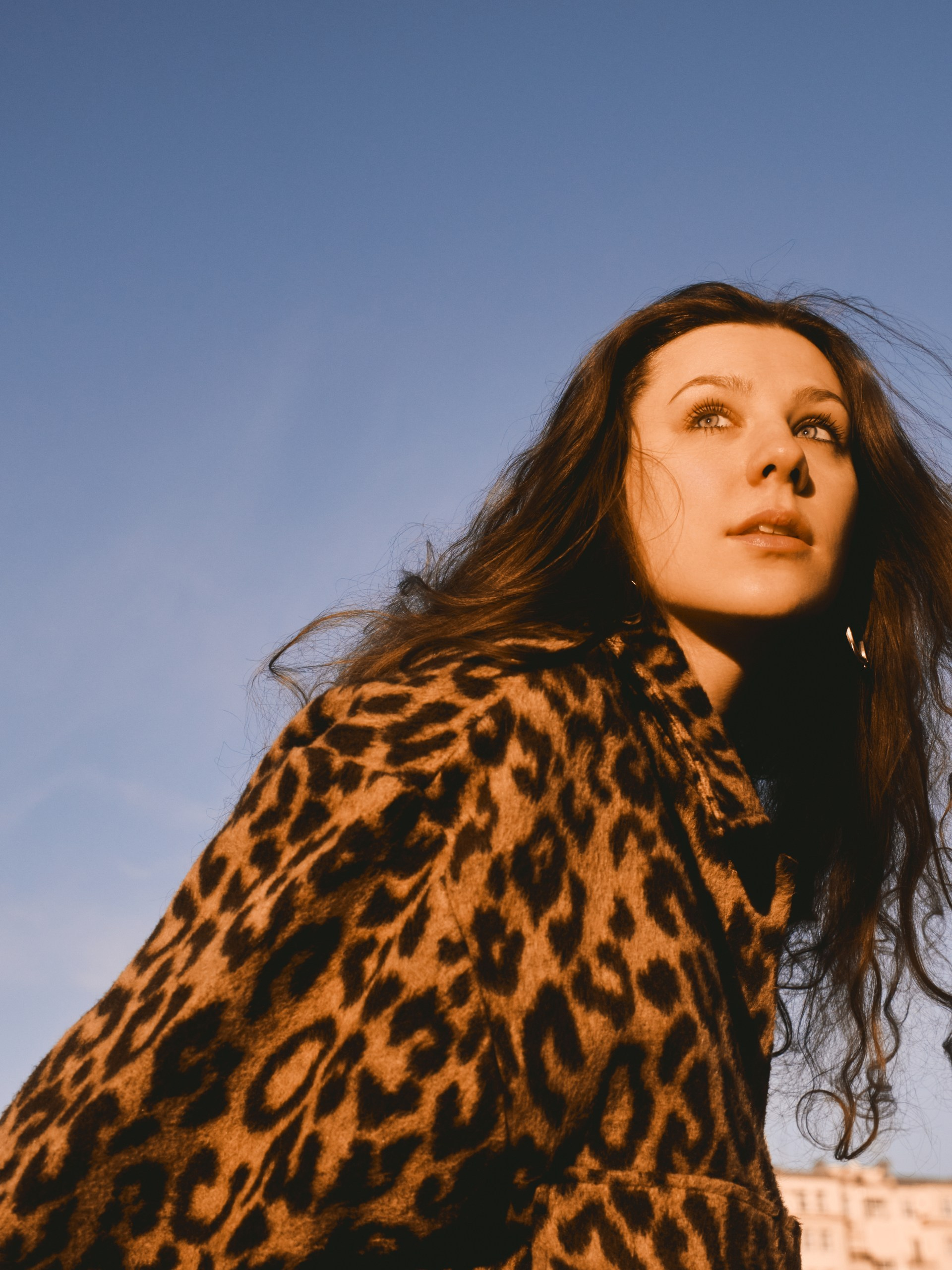 Уличная фотосессия на закате у моста. Фотограф Алиса Горн | Москва