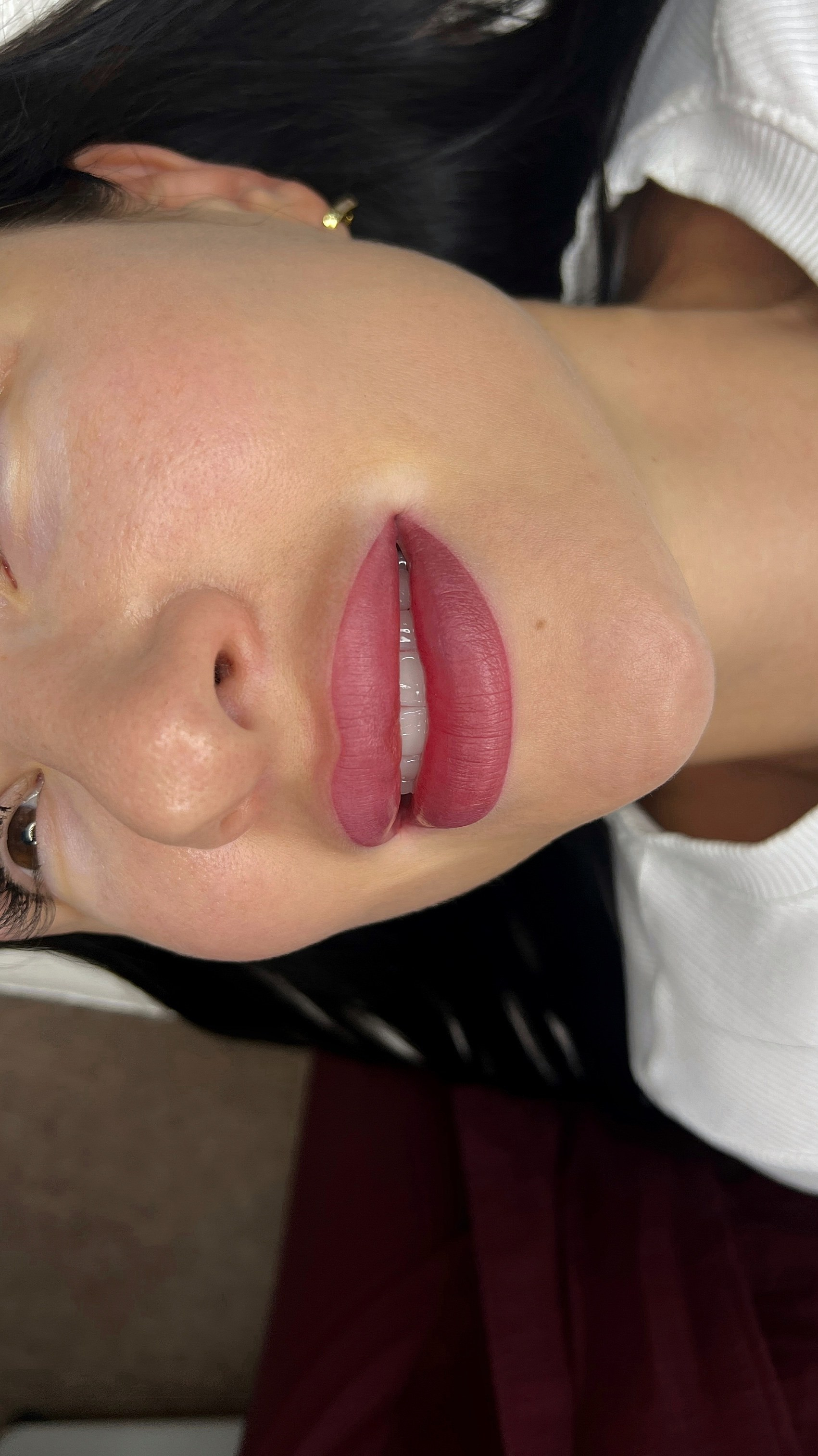 Алина. Студия перманентного макияжа, косметологии и массажа SYMMETRY в Москве, м. Киевская