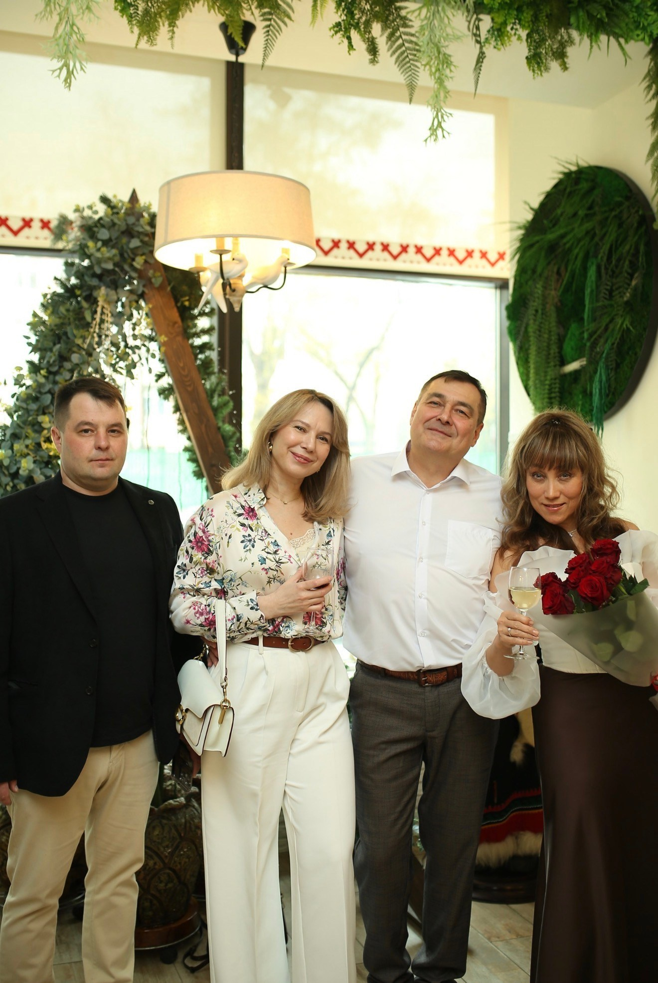 Живая музыка в Москве Ведущий Москва топ ведущих на свадьбу Саксофон. Свадебный ведущий в Москве Саксофон на свадьбу