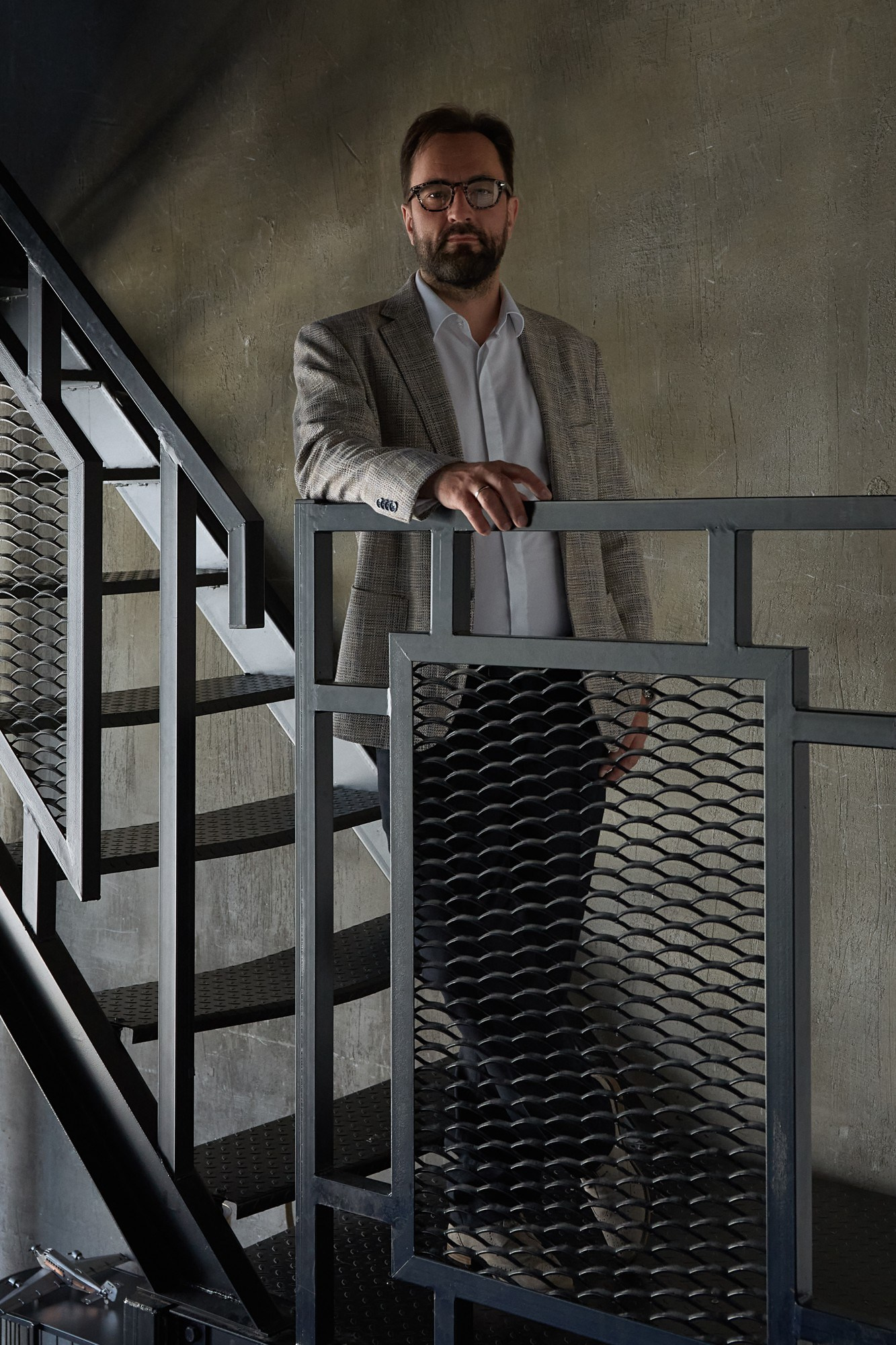 Авторский бизнес-портрет в Москве — для личного бренда | Иван Кушаков