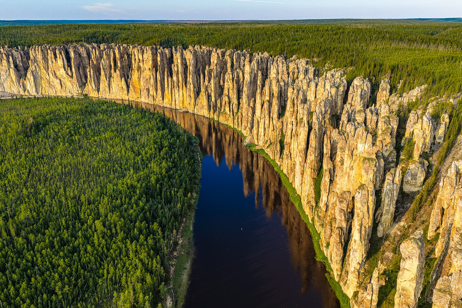 Олег Глебов