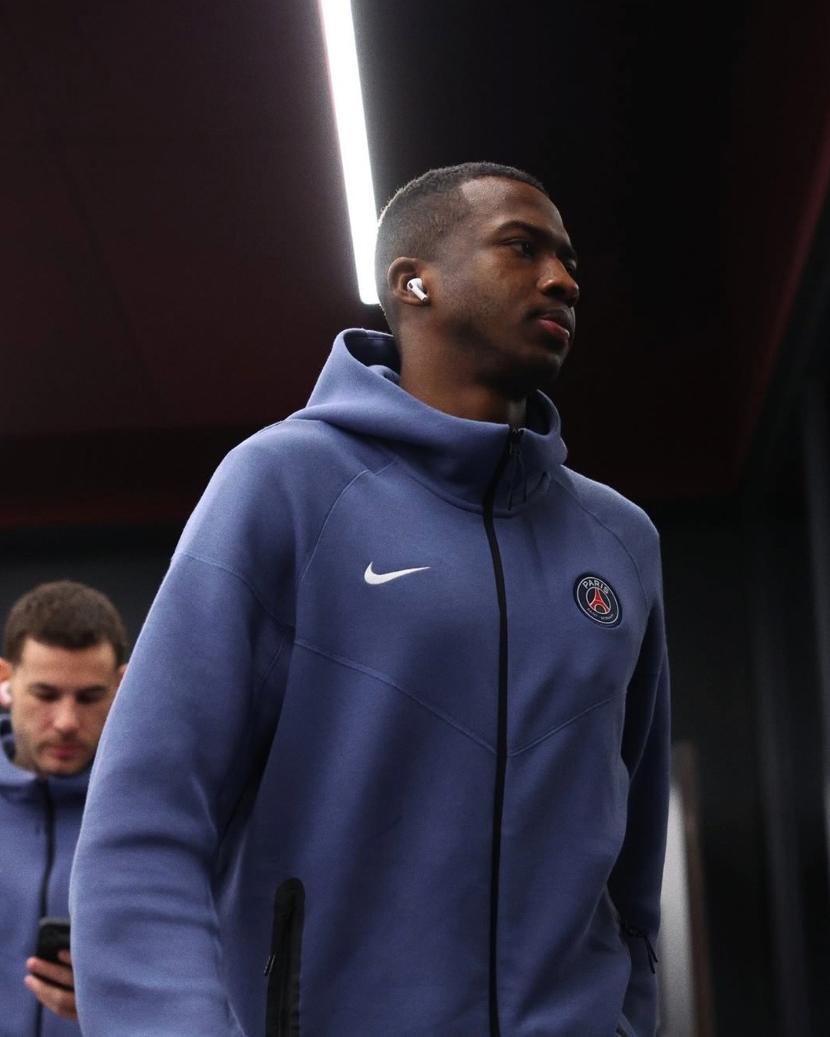 Костюм psg nike tech 2026 купить. Футбольный магазин — ssw_magazin