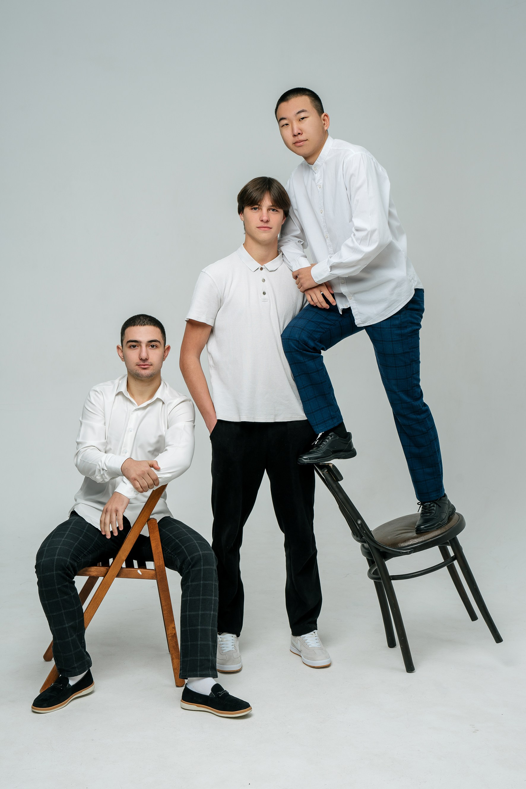 Выпускные альбомы, школьные фотосессии в городе Новороссийске