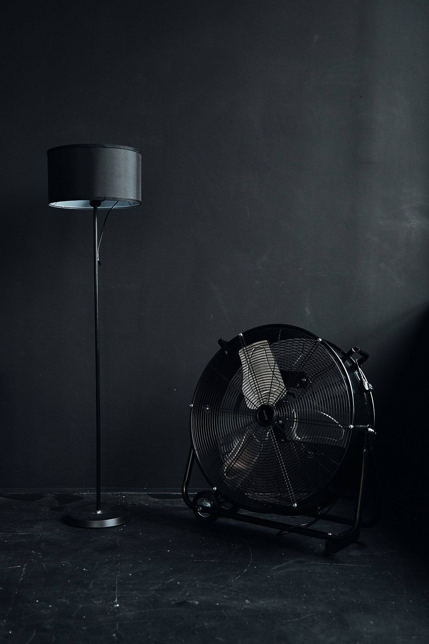 Минималистичная фотостудия в Барнауле. MN Studio