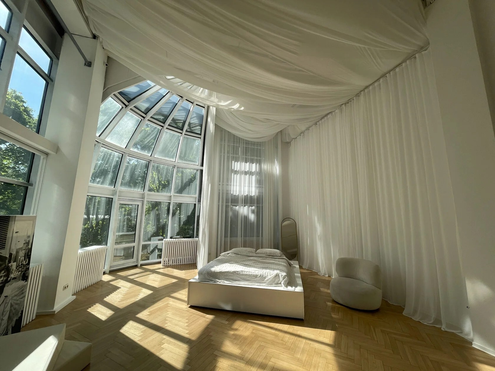 Фотостудии для свадебной фотосессии в Москве