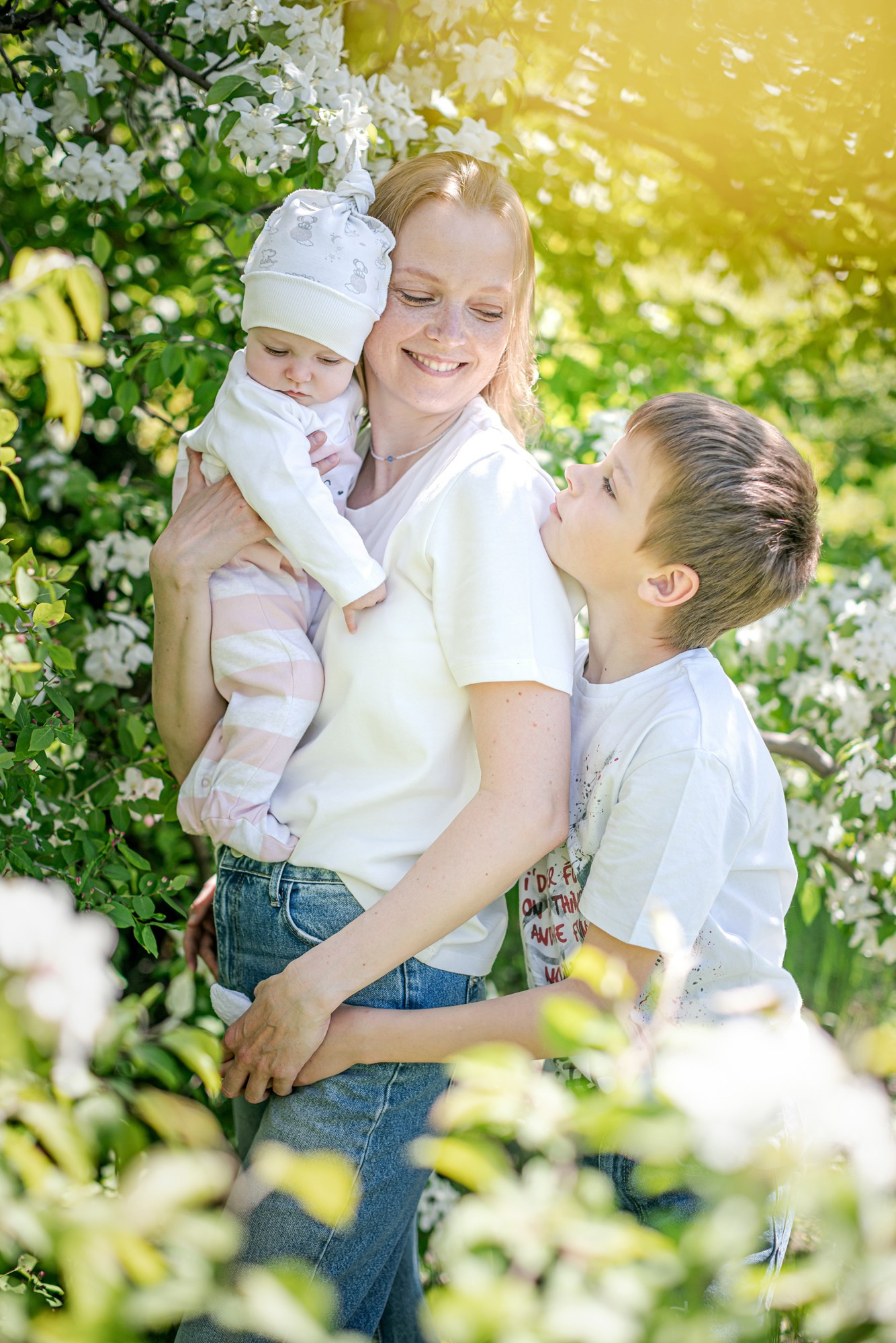 Семейная фотосессия: Сохраните тепло и радость вашего семейного счастья. Фотограф и графический дизайнер Владимир Пуставетов