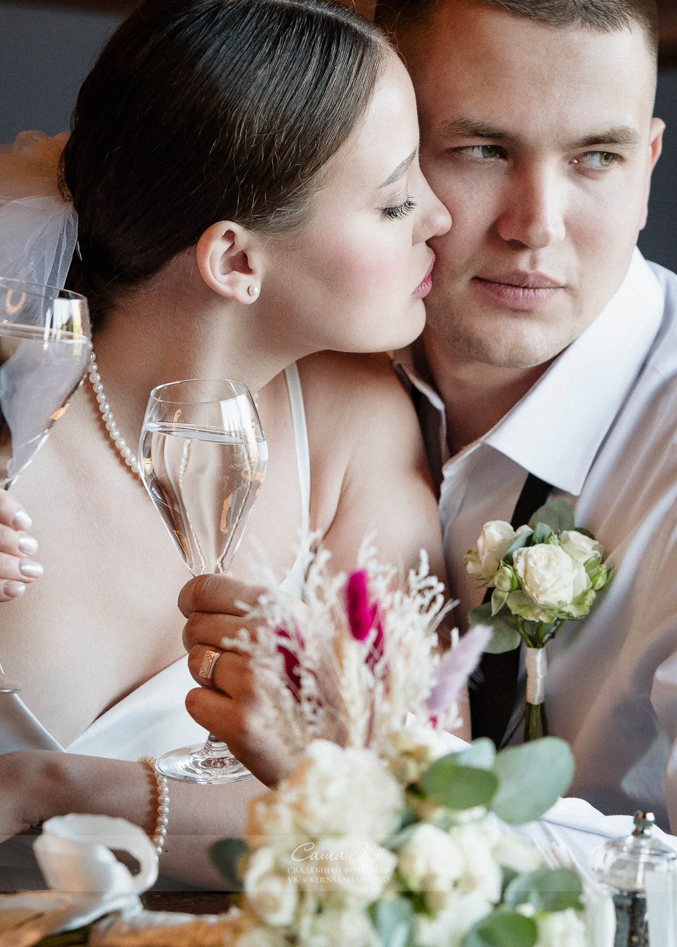 Идеальные фото для молодоженов: Новосибирск, эмоции и стиль. Свадебный, семейный и event фотограф в Новосибирске и Новосибирской области Саша Кё