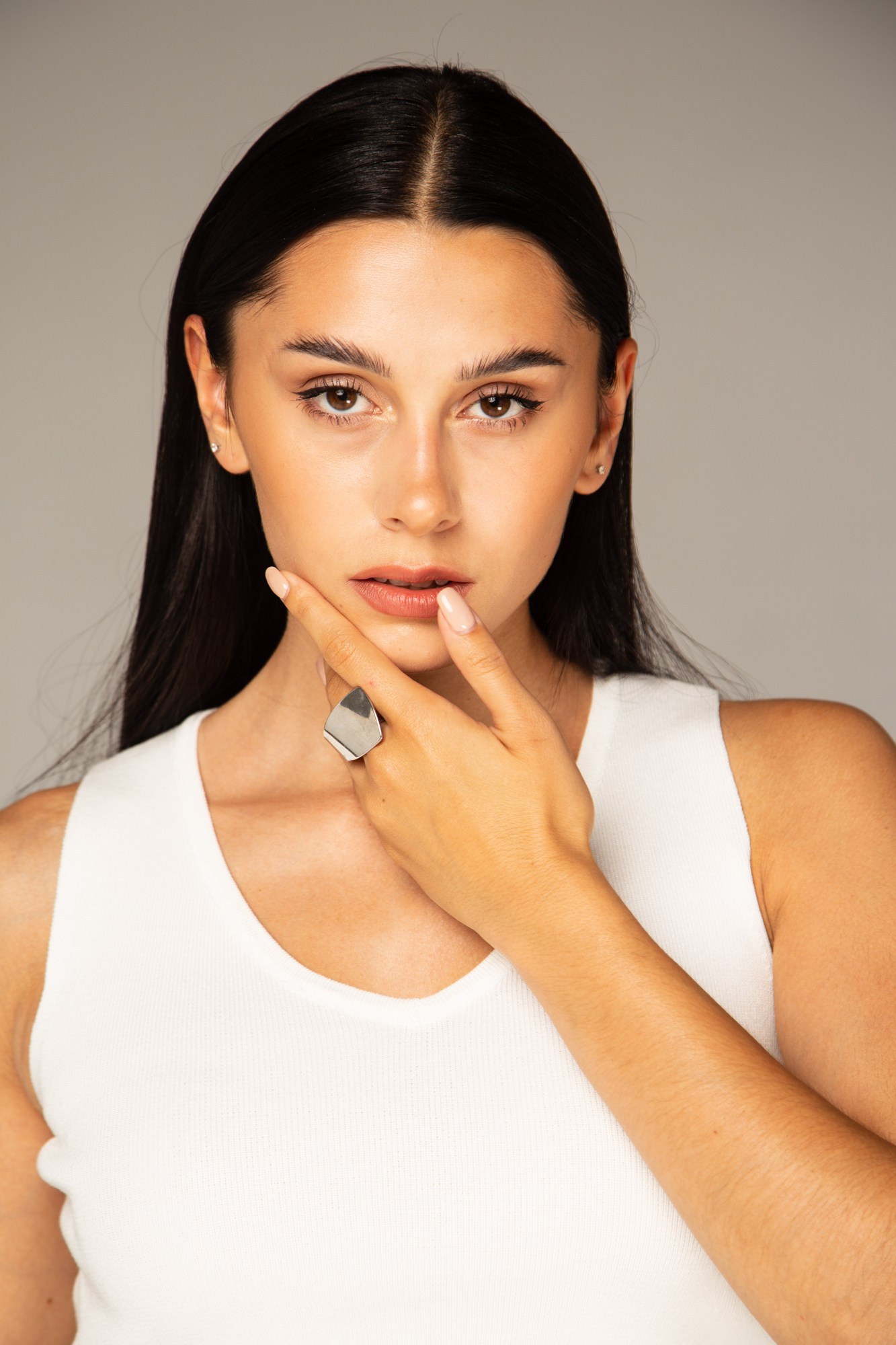 Анна Экскл. Фото и видео продакшн в Москве — съемка для брендов и маркетплейсов