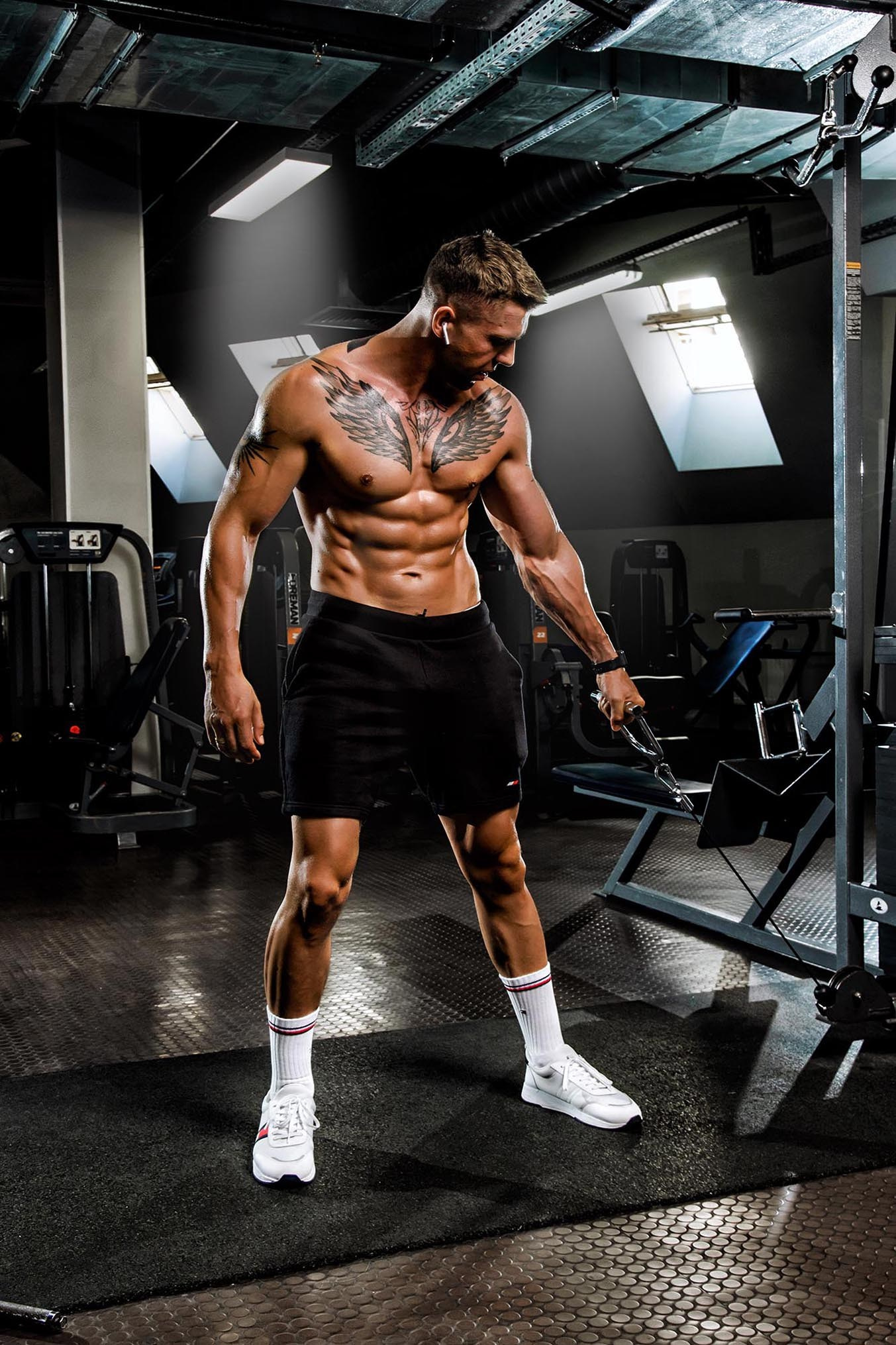 Мужские фотосессии в тренажёрном зале